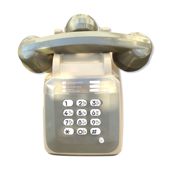 Functional vintage phone