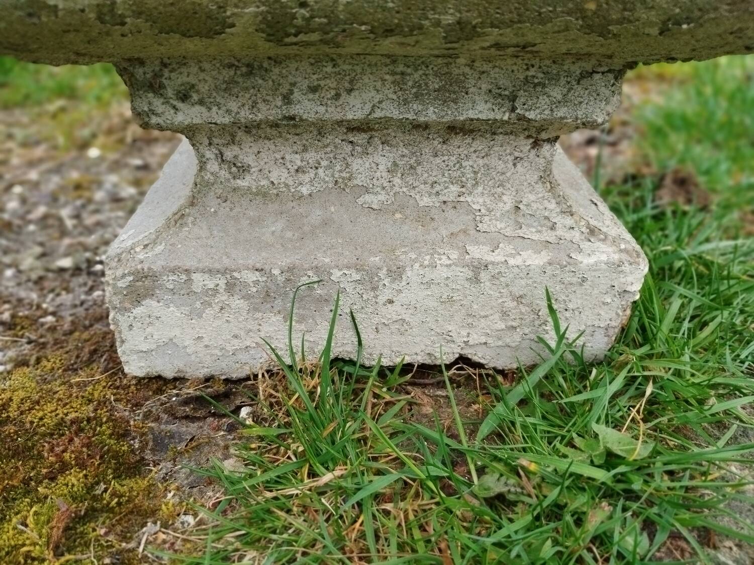 Pair of vintage antique stone Medici planters
