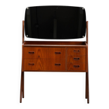 Vintage vanity dressing table