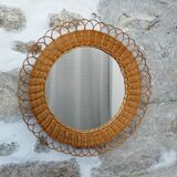 Rattan flower mirror
