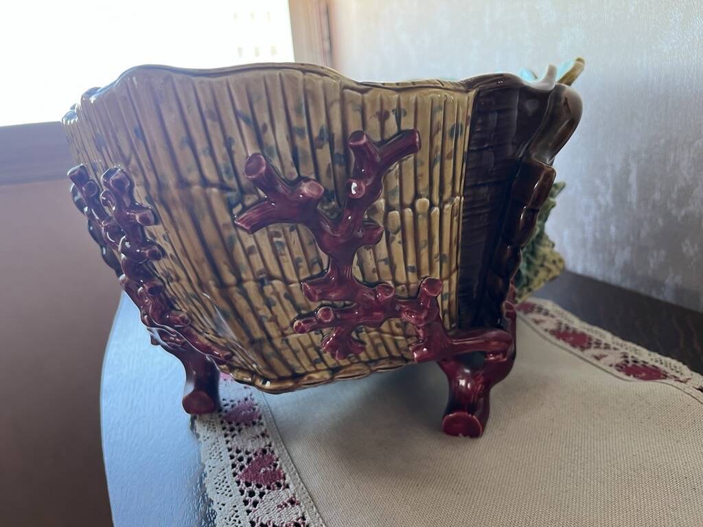 Vase Sarreguemines Majolica numbered