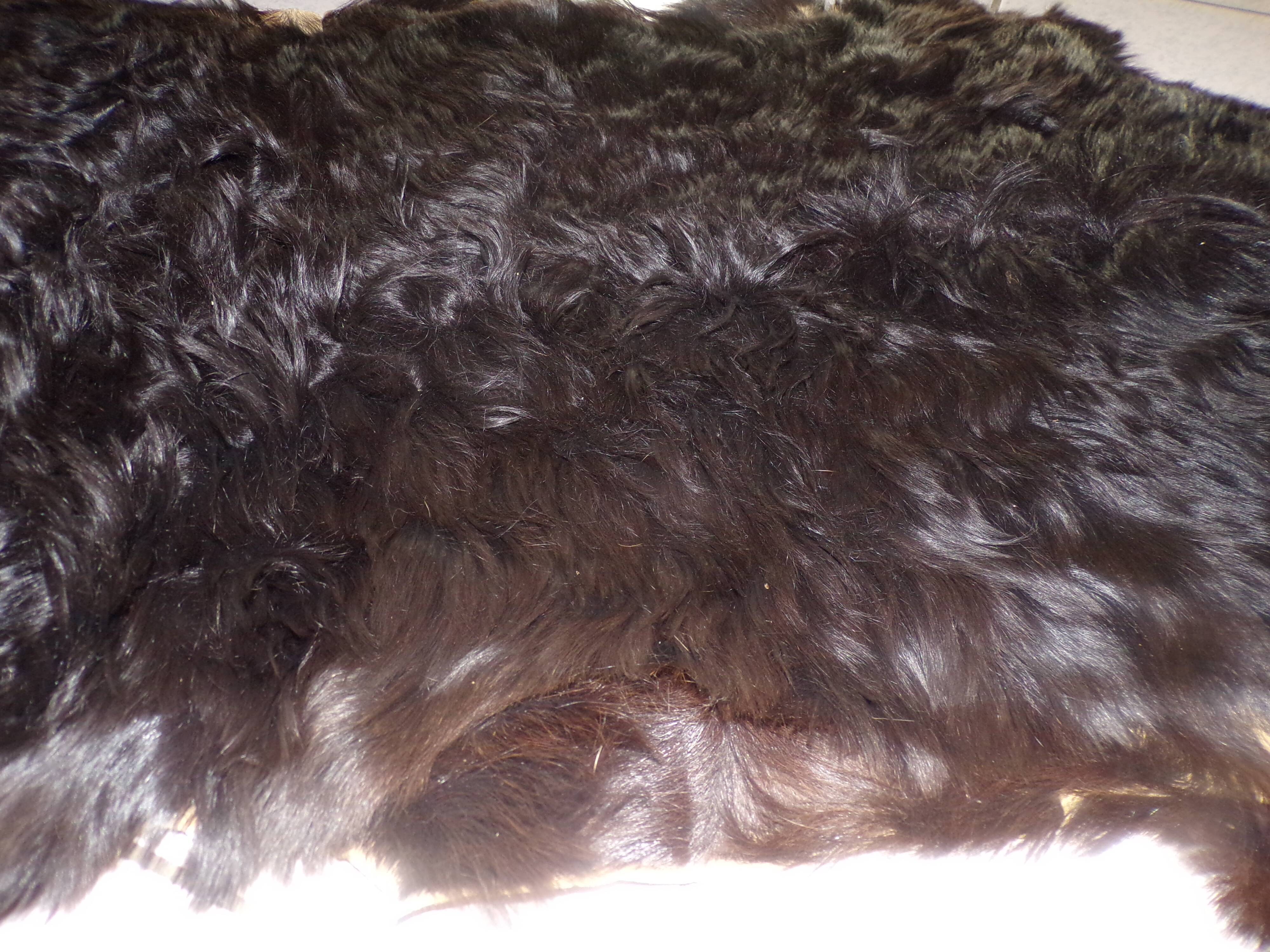 Black goat skin 90x65cm