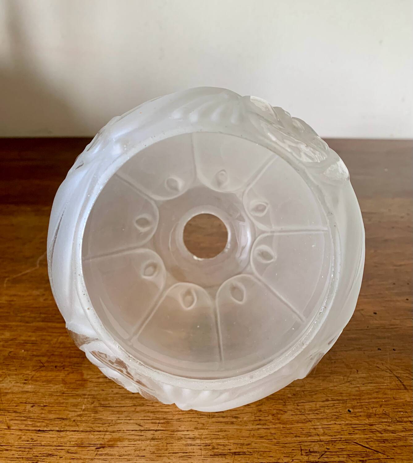 Glass tulip lampshade