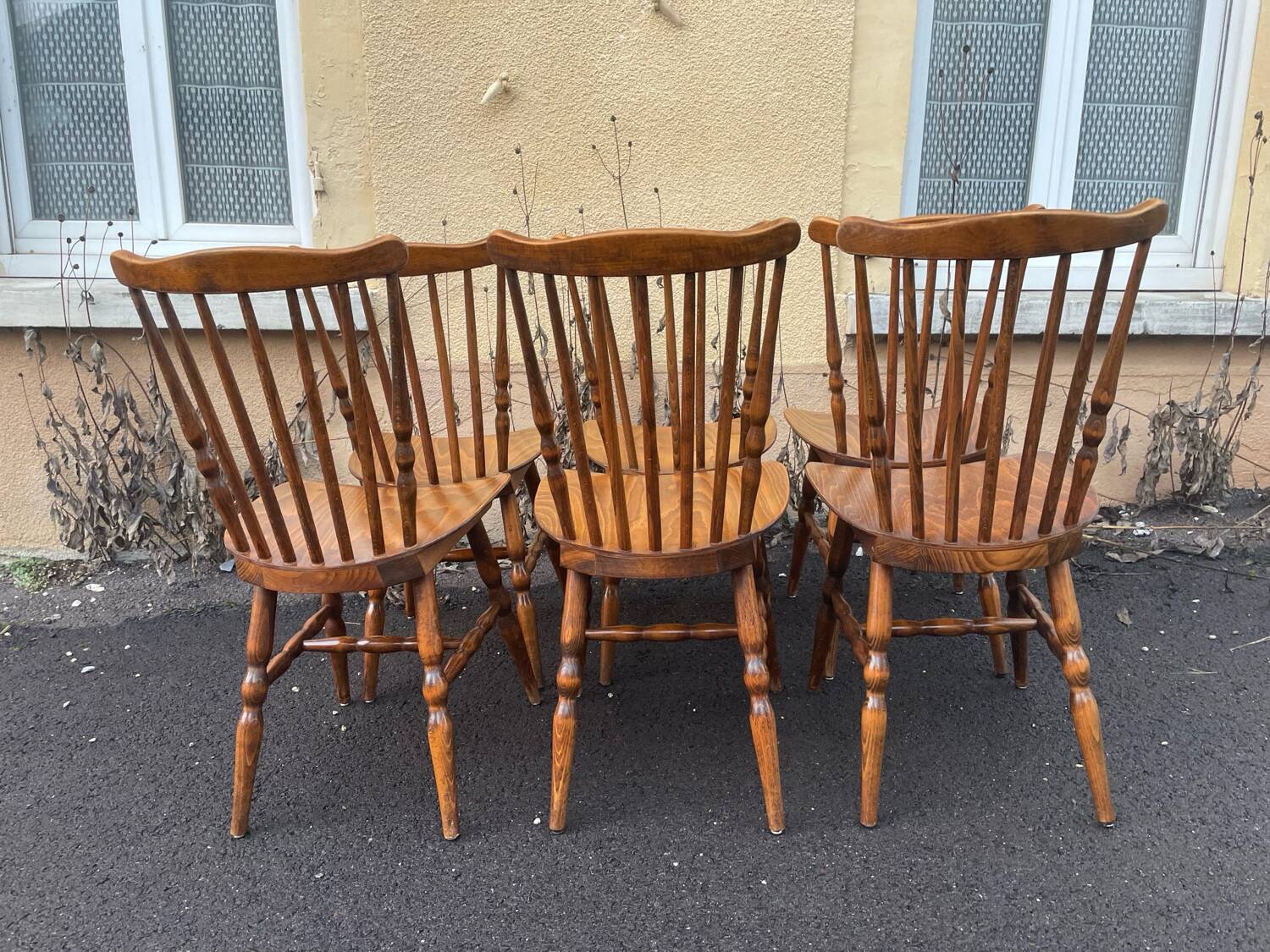 Baumann chairs