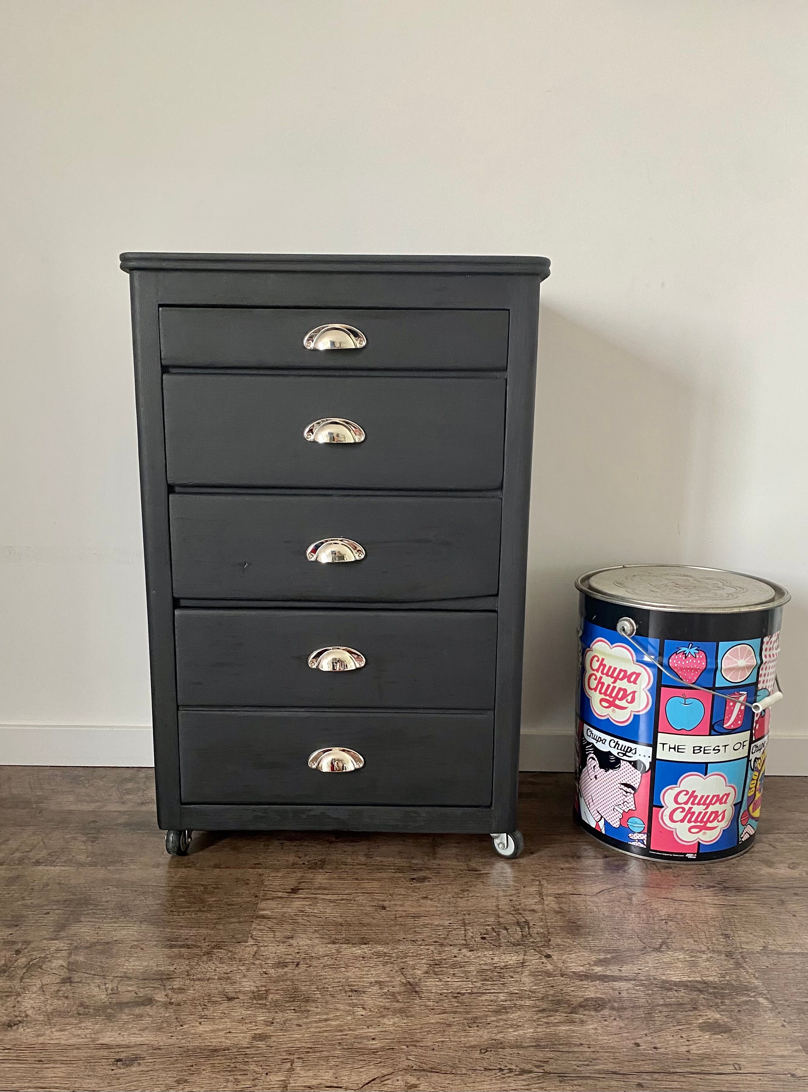 Vintage workshop maid restyled matte black
