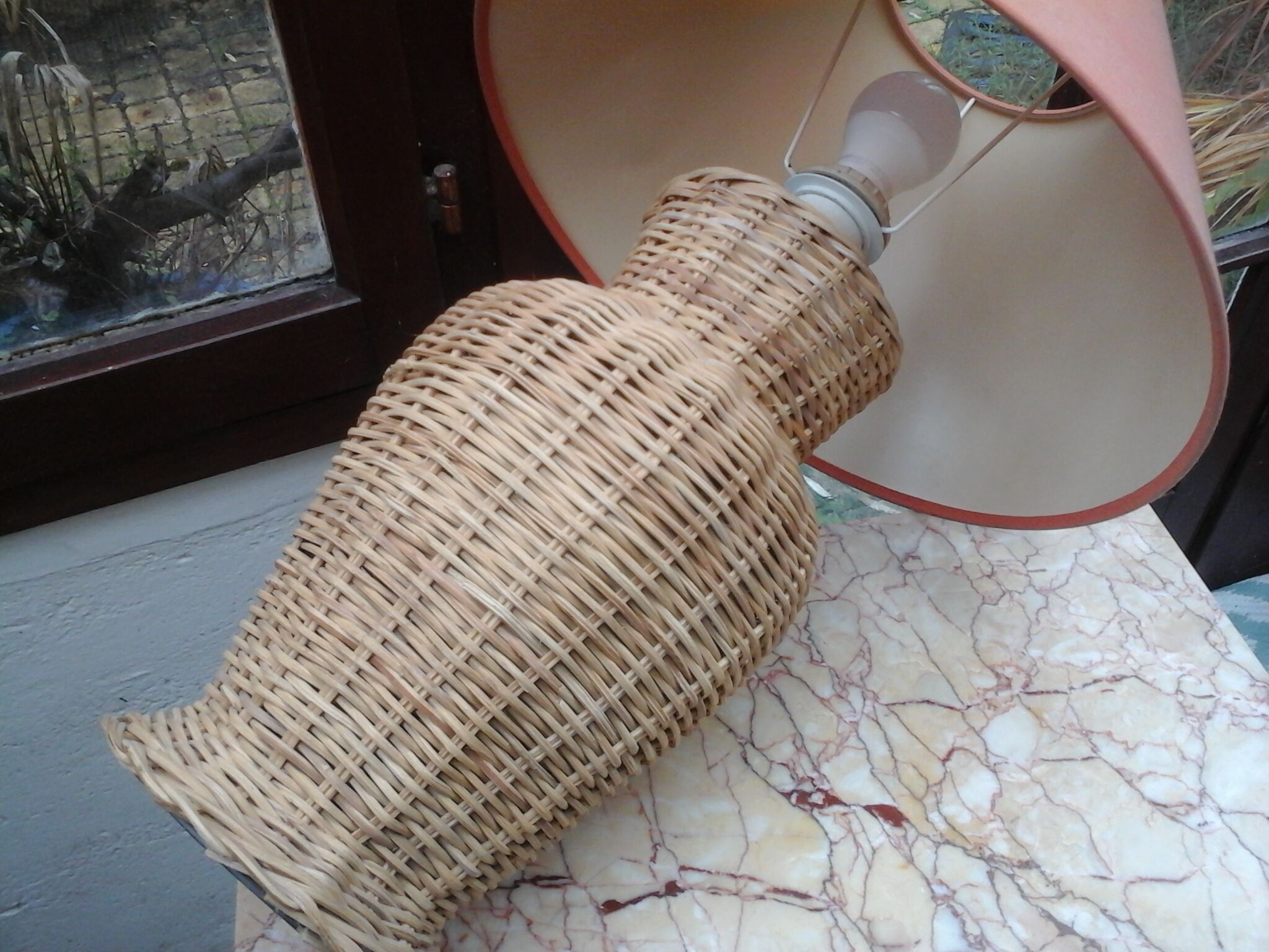 Wicker lamp