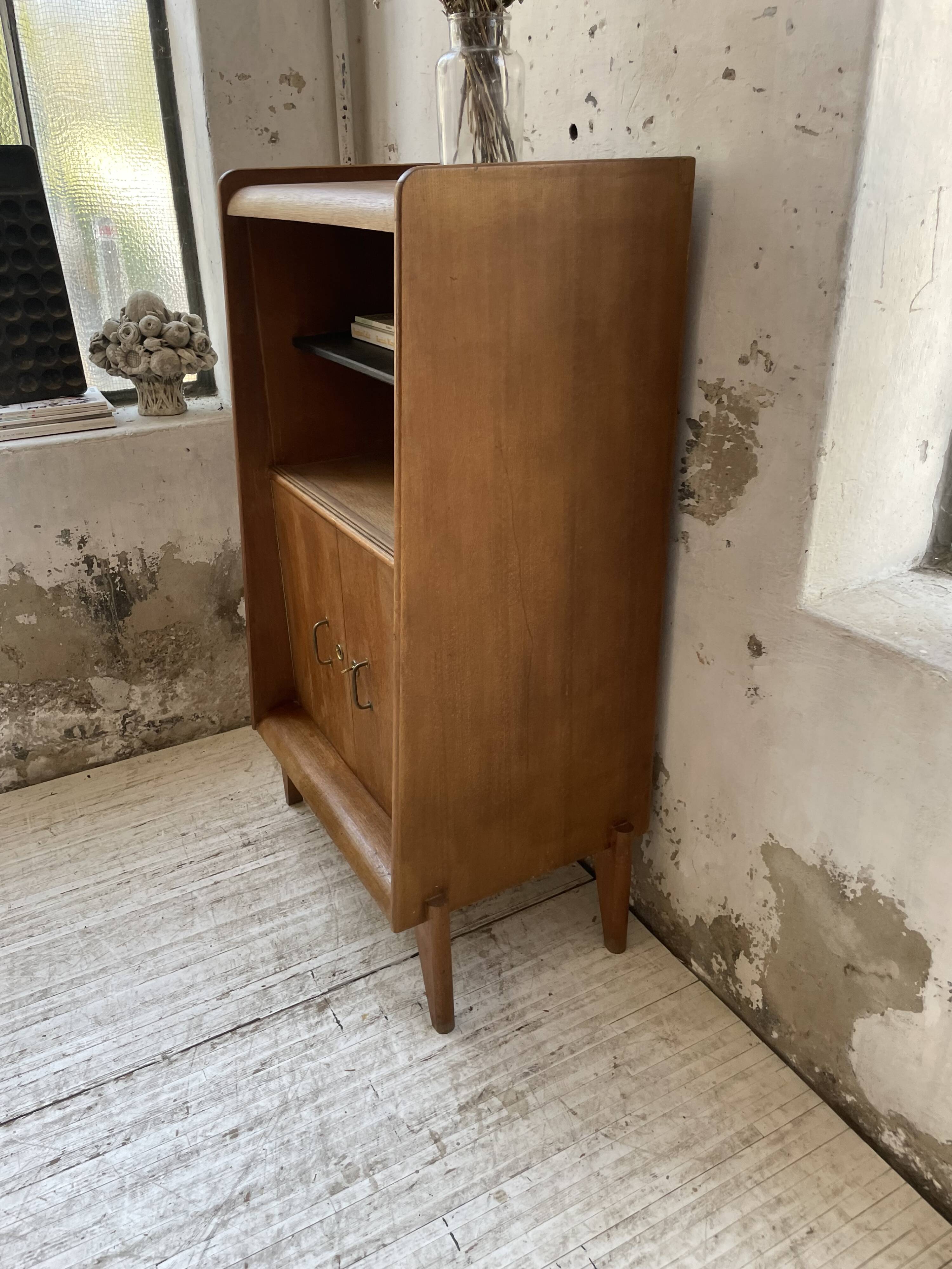 Meuble de rangement secrétaire chêne années 60