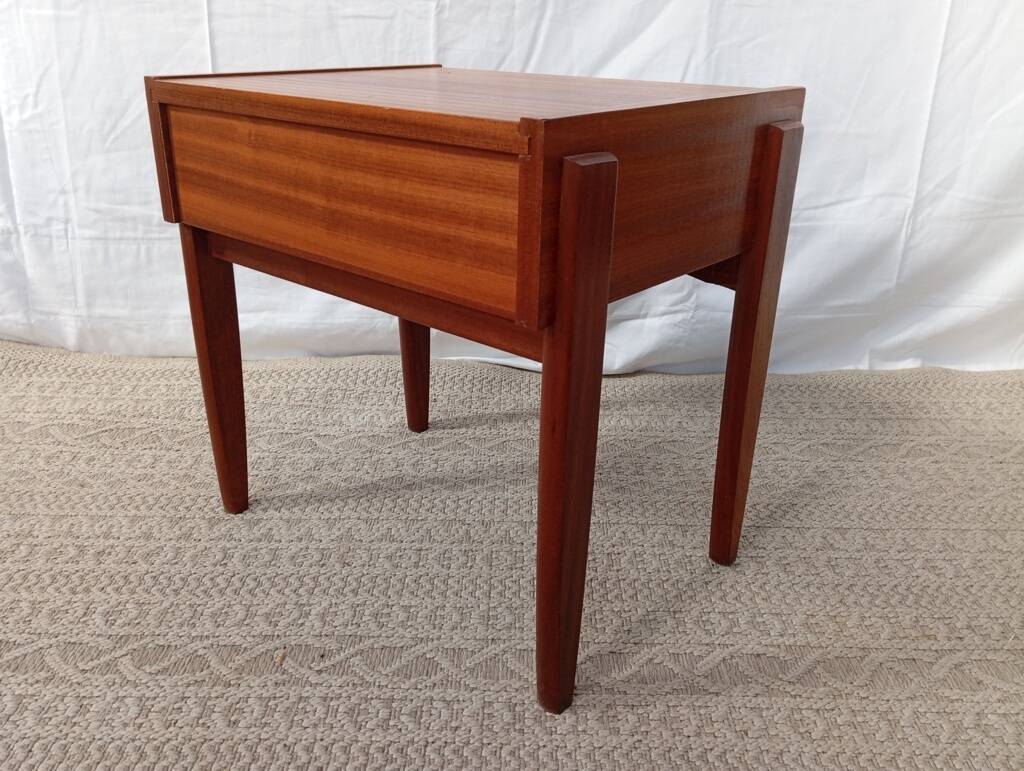 Chevet scandinave en teck années 60