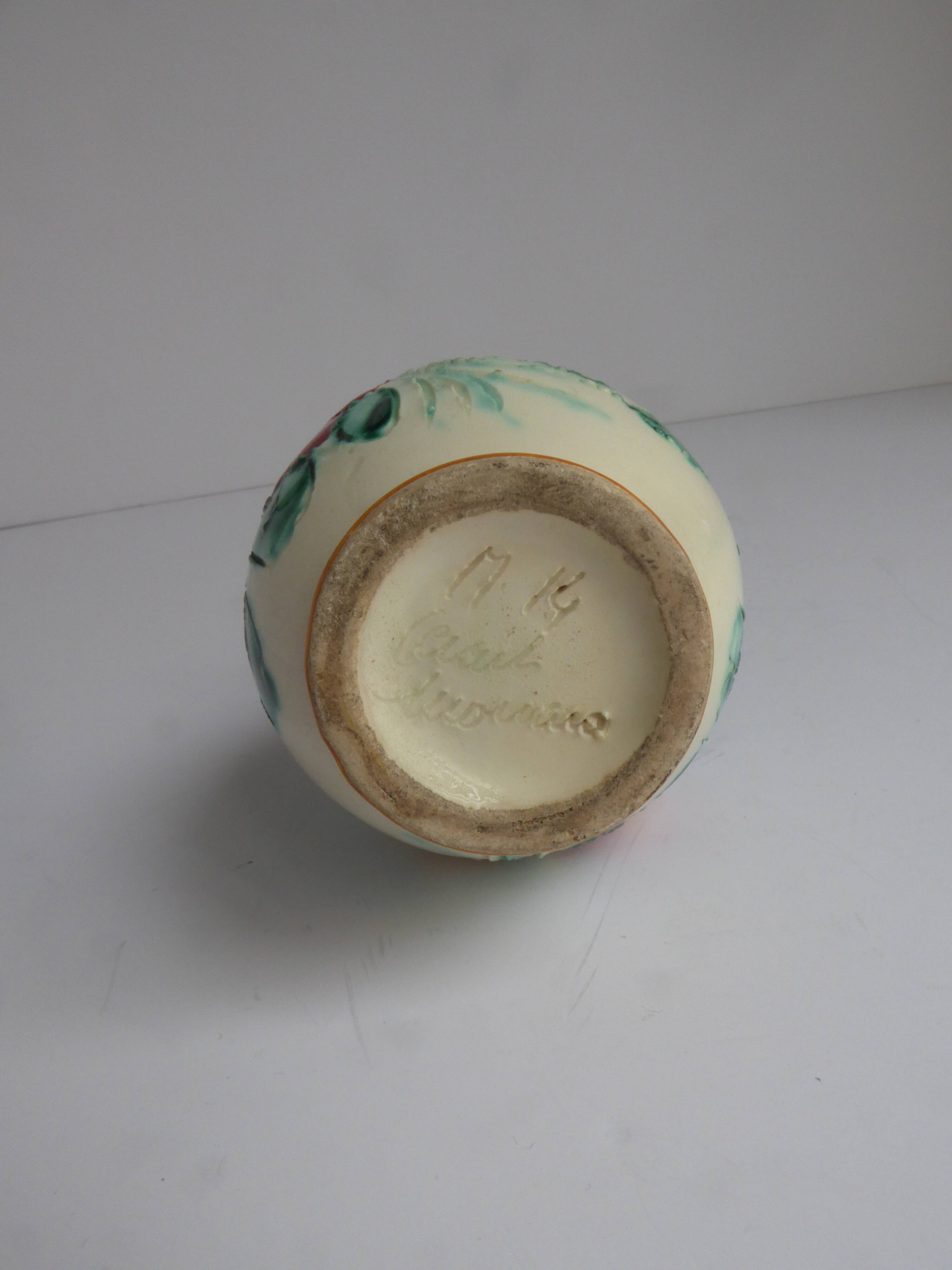 Small vase of Monaco signed