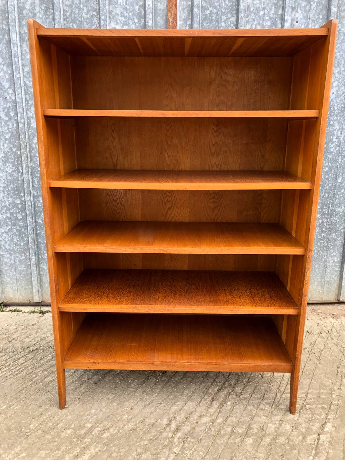 Vintage oak bookcase with compass base