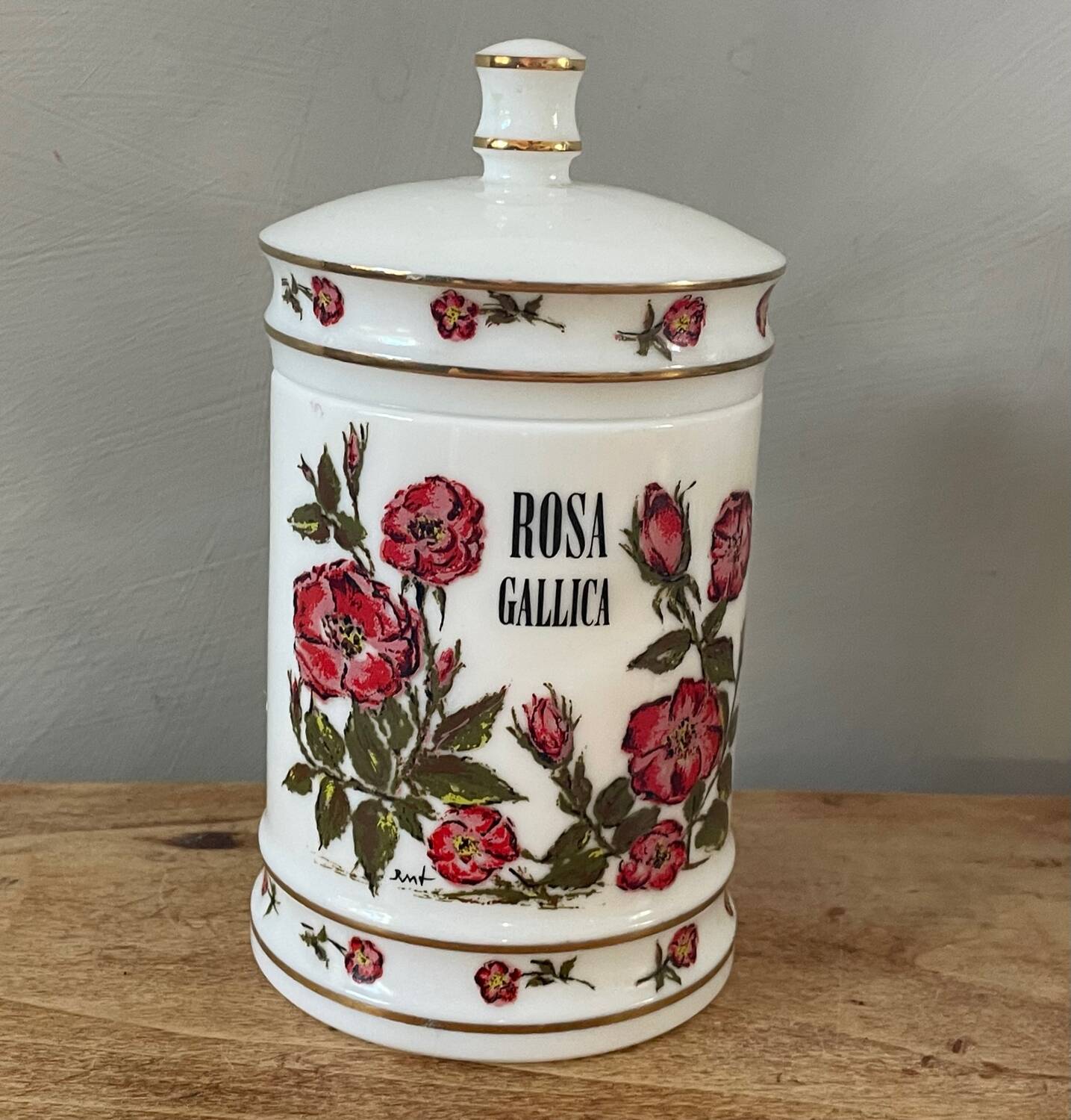 Opaline medicine jar