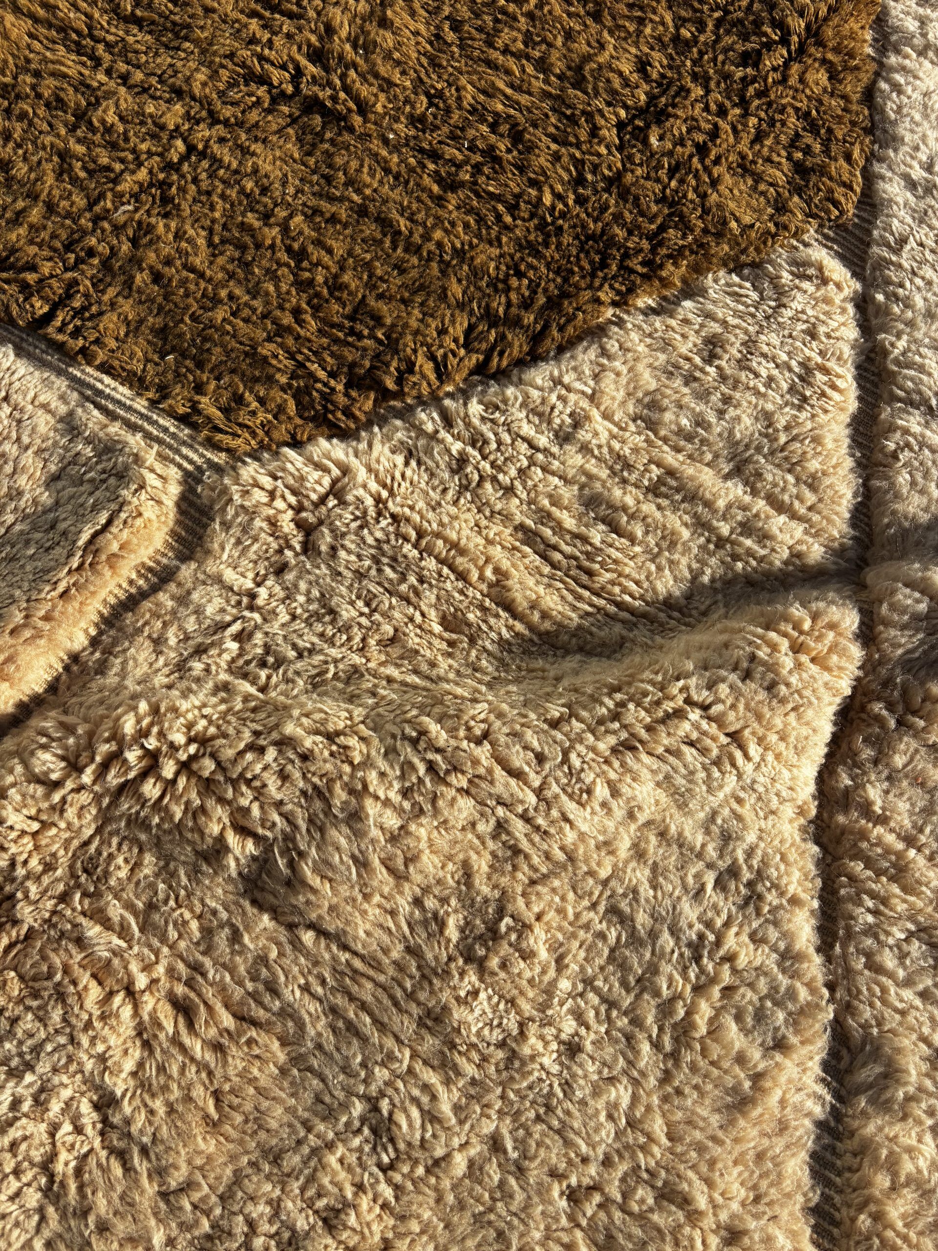 Mrirt – Custom shaggy Moroccan Berber rug
