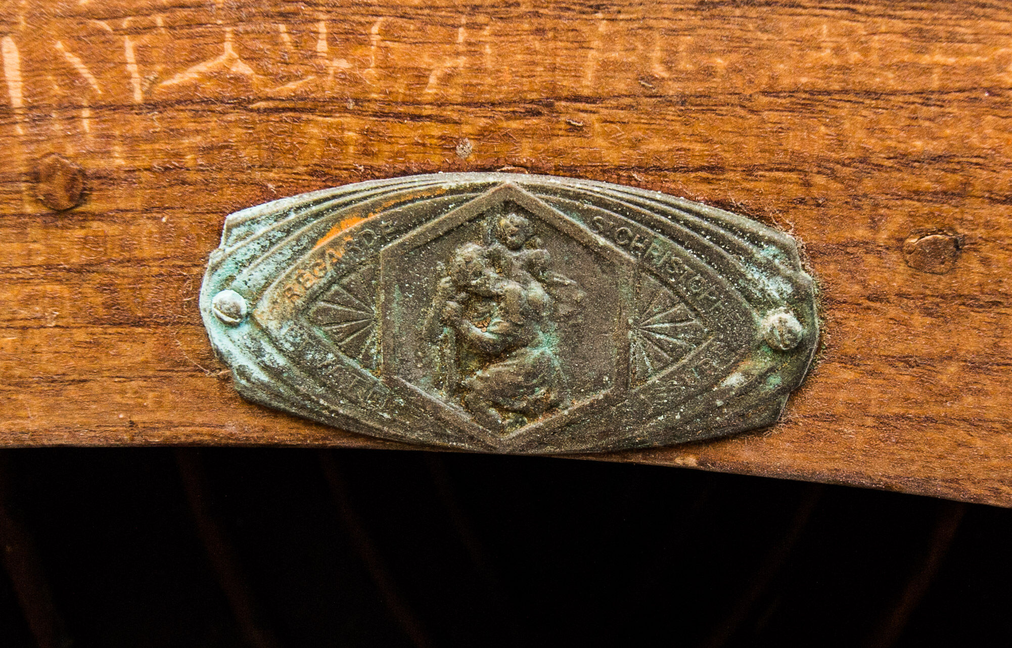 '30s mahogany canoe