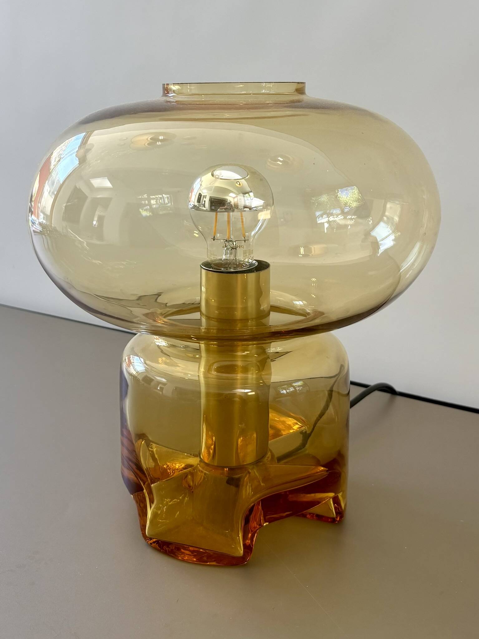 VeArt lamp