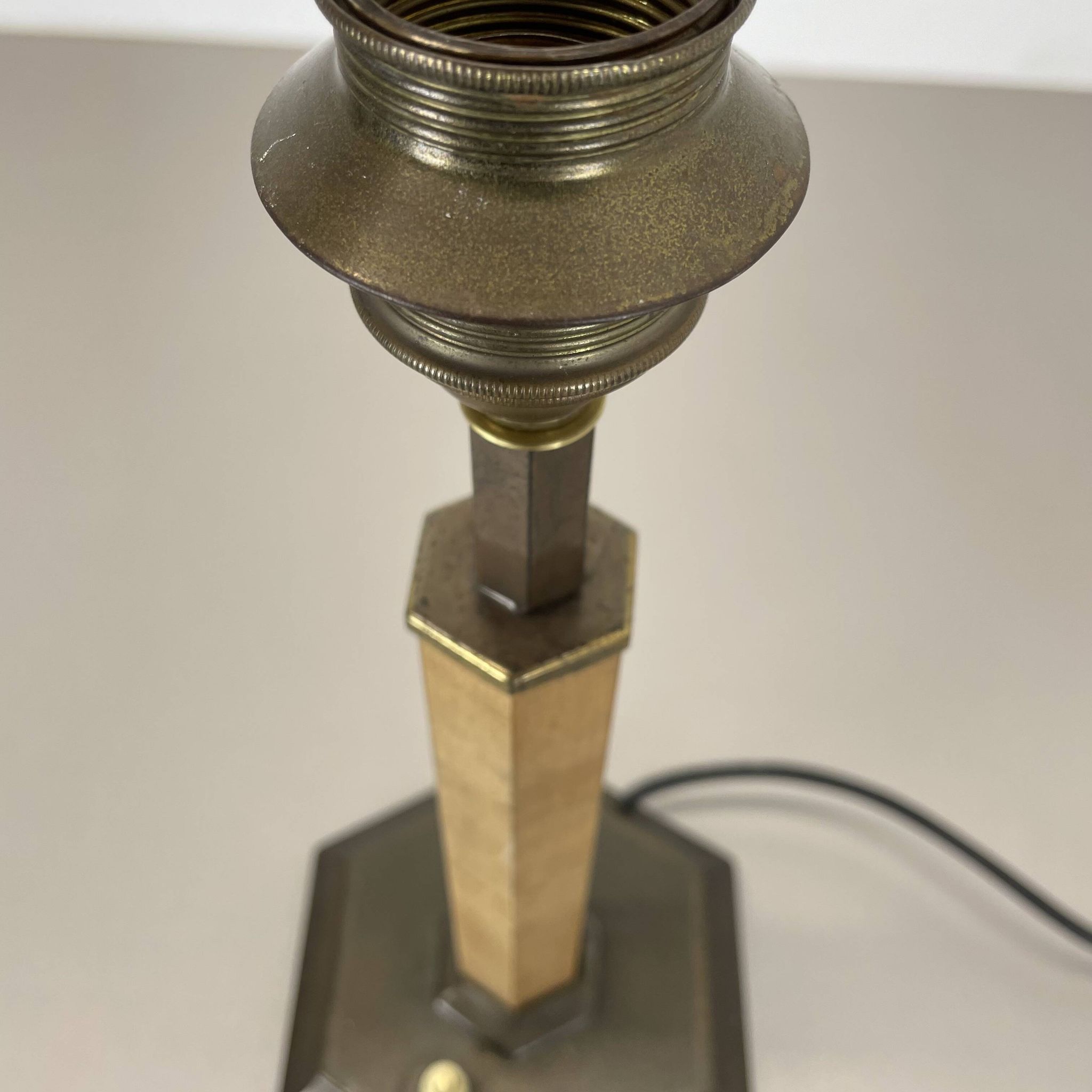 lampe de table Art déco unique en laiton et bois, Allemagne années 1930