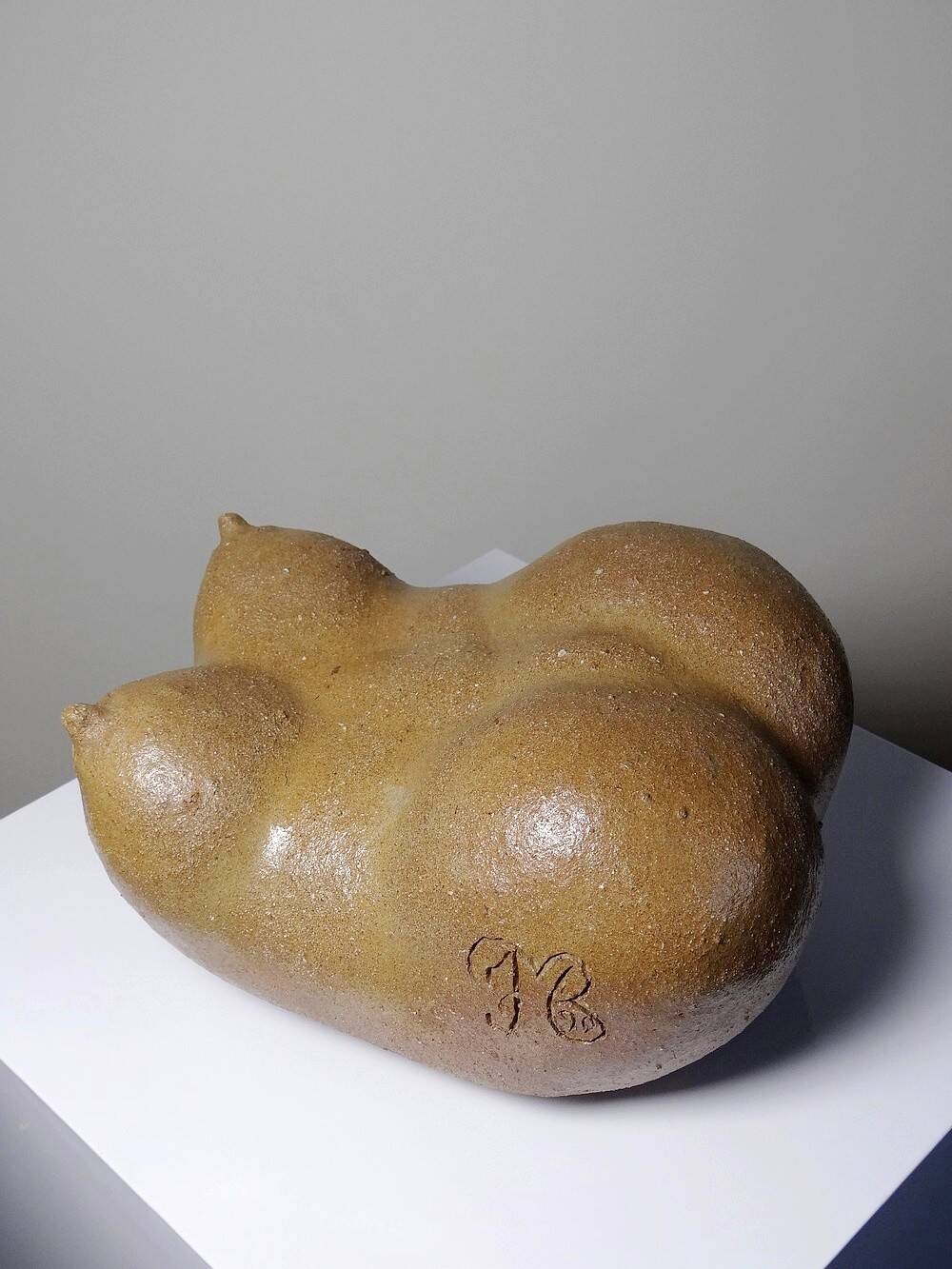 Large sculptural sandstone Venus, female bust, signed vintage, vintage 90