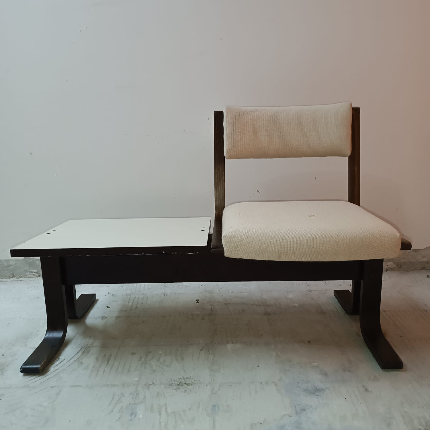 Chair + table on beam vintage 80s