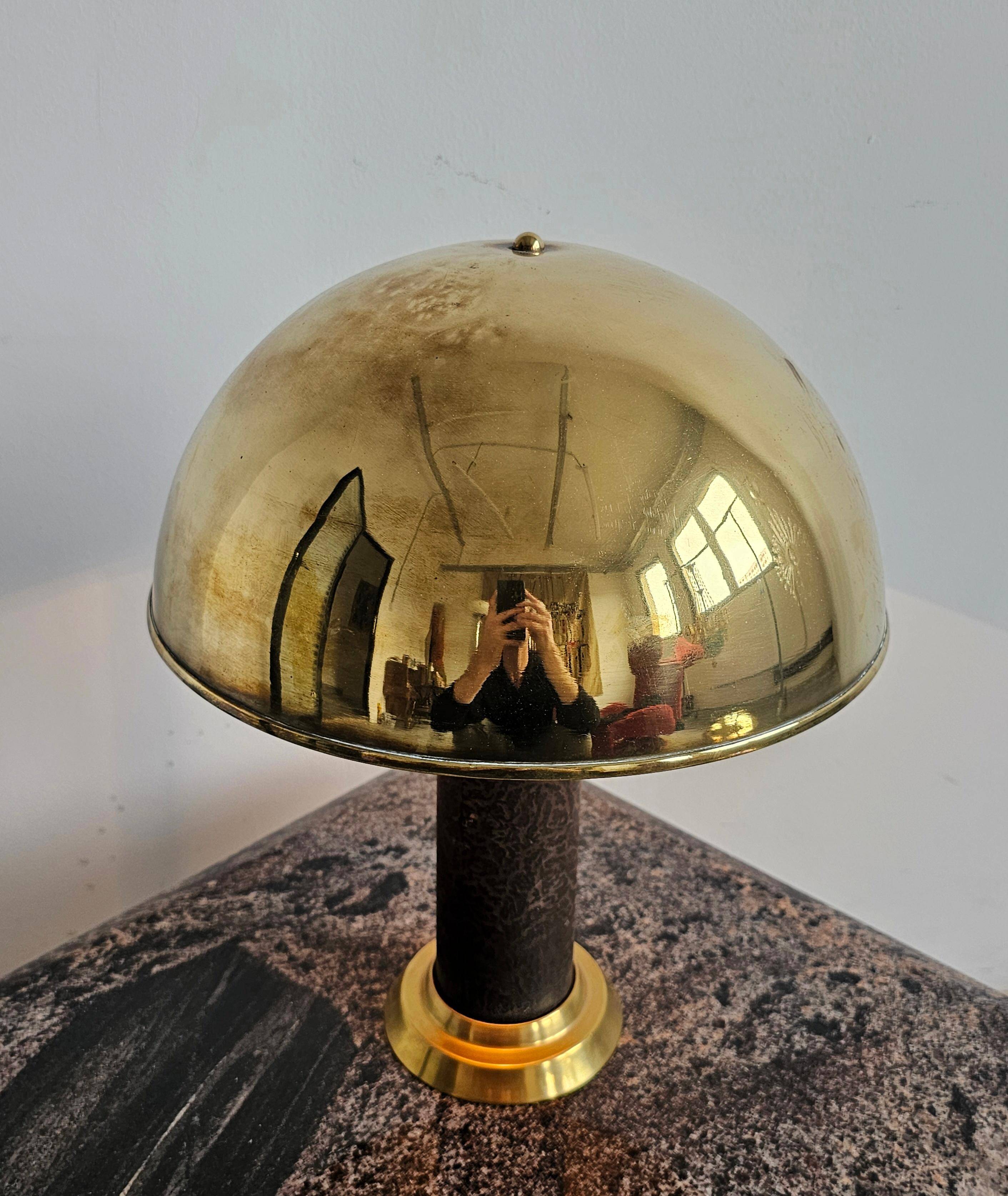 Pair of Mid Century Modern table lamps in brass and leather 1960