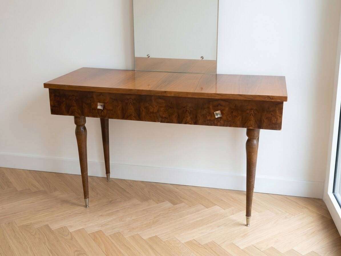 Vintage 1950s hairdresser in formica and wood.
