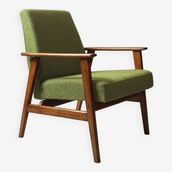 Fauteuil scandinave boucle eucalyptus vert modèle original 1970 rénové chaise de salon moderne design milieu du siècle