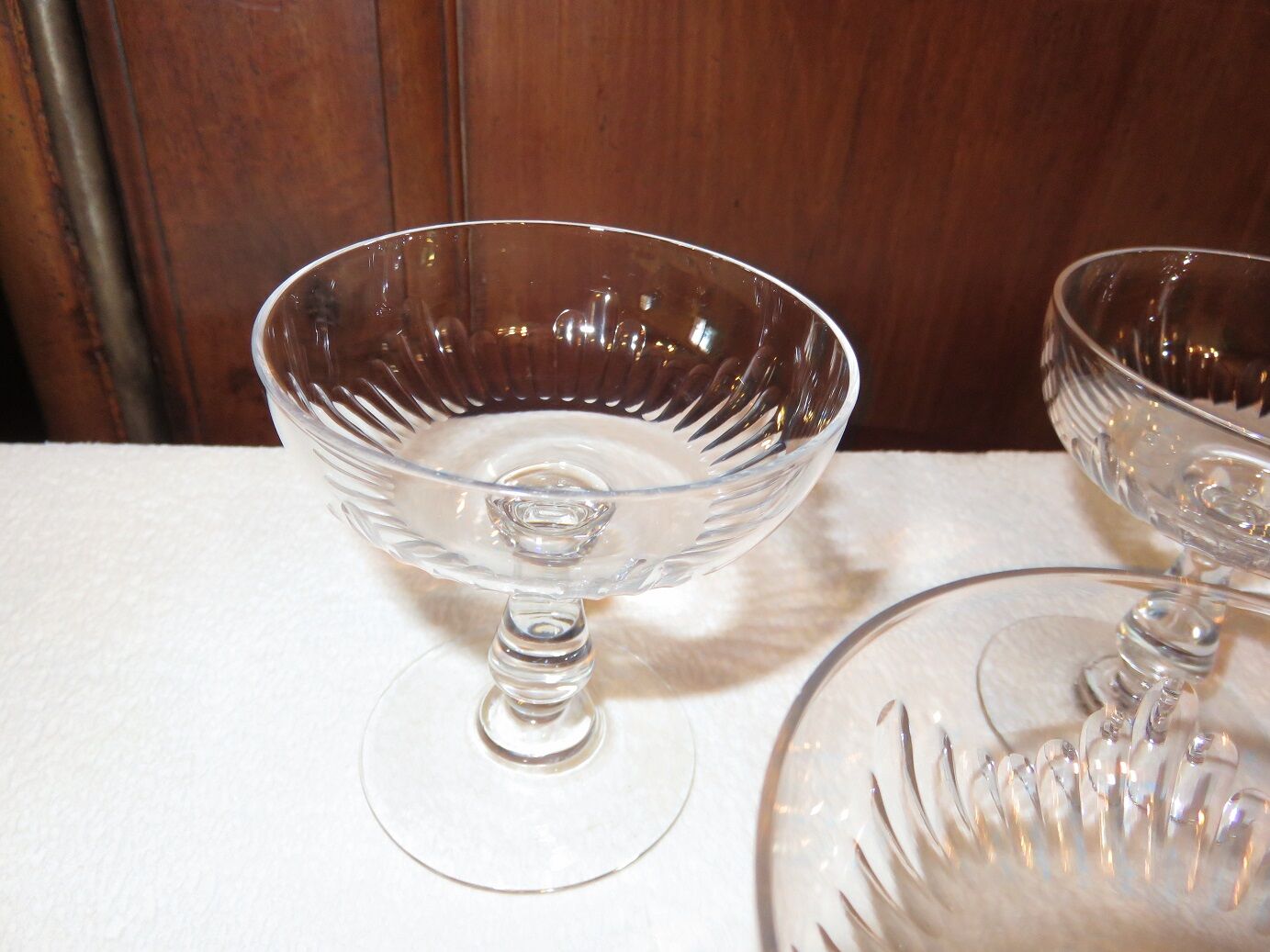 4 cups to Baccarat champagne suite