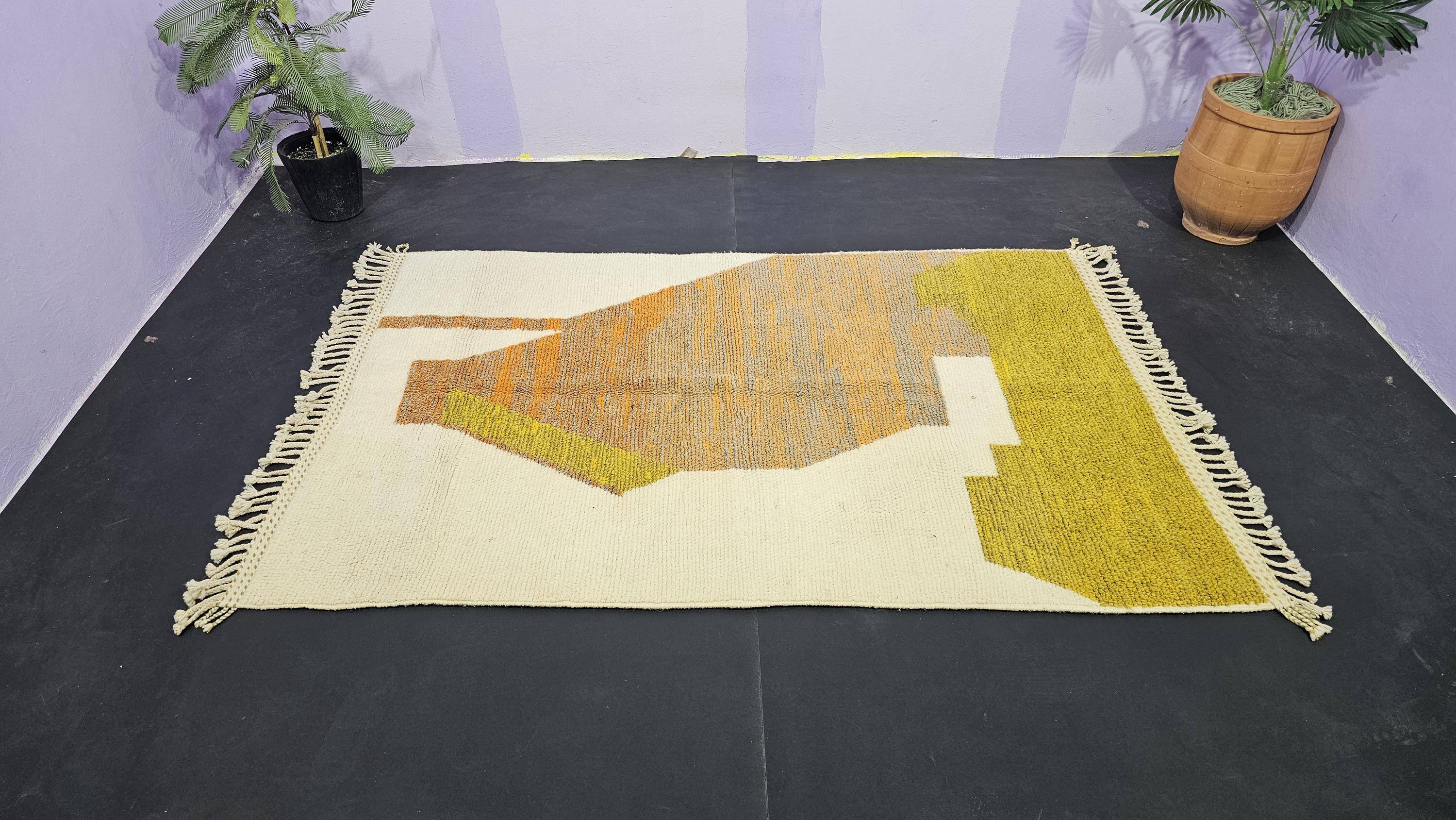 Traditional Moroccan handwoven rug 2.5x1.5 m