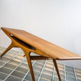 Table « Sourire » de Johannes Andersen, pour cfc silkebørg 1950