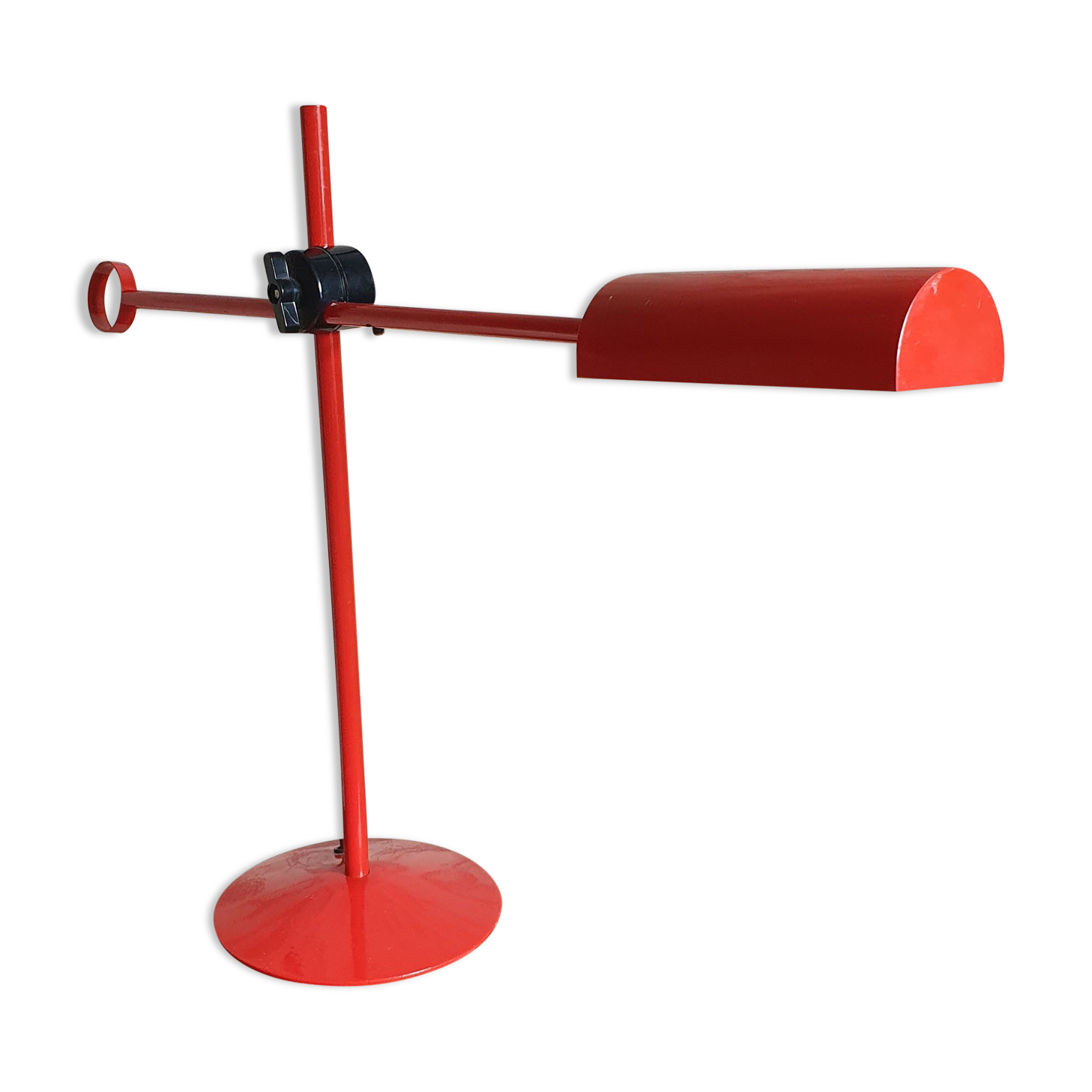 Red metal lamp design 70