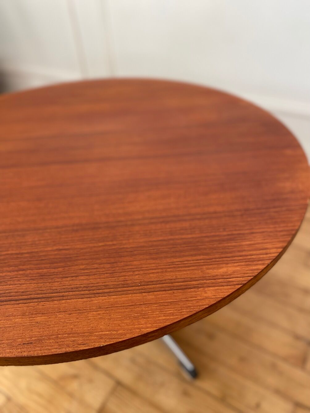 Round coffee table wood and metal, 70s