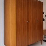 Armoire du milieu du siècle