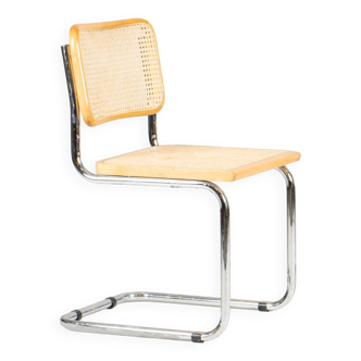 B32 chair inspired by marcel breuer italy