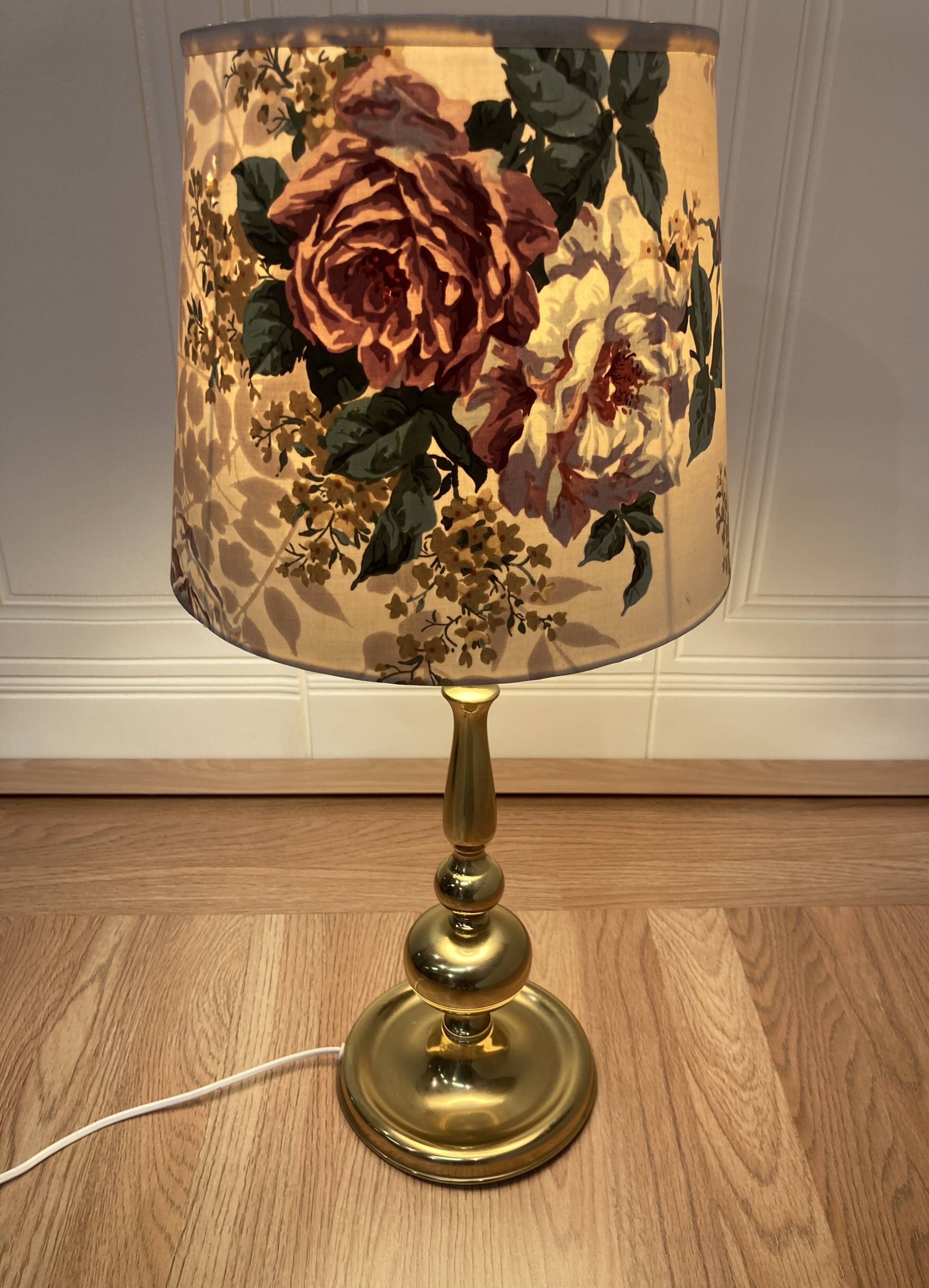 Large scandinavian design lamp 1950.