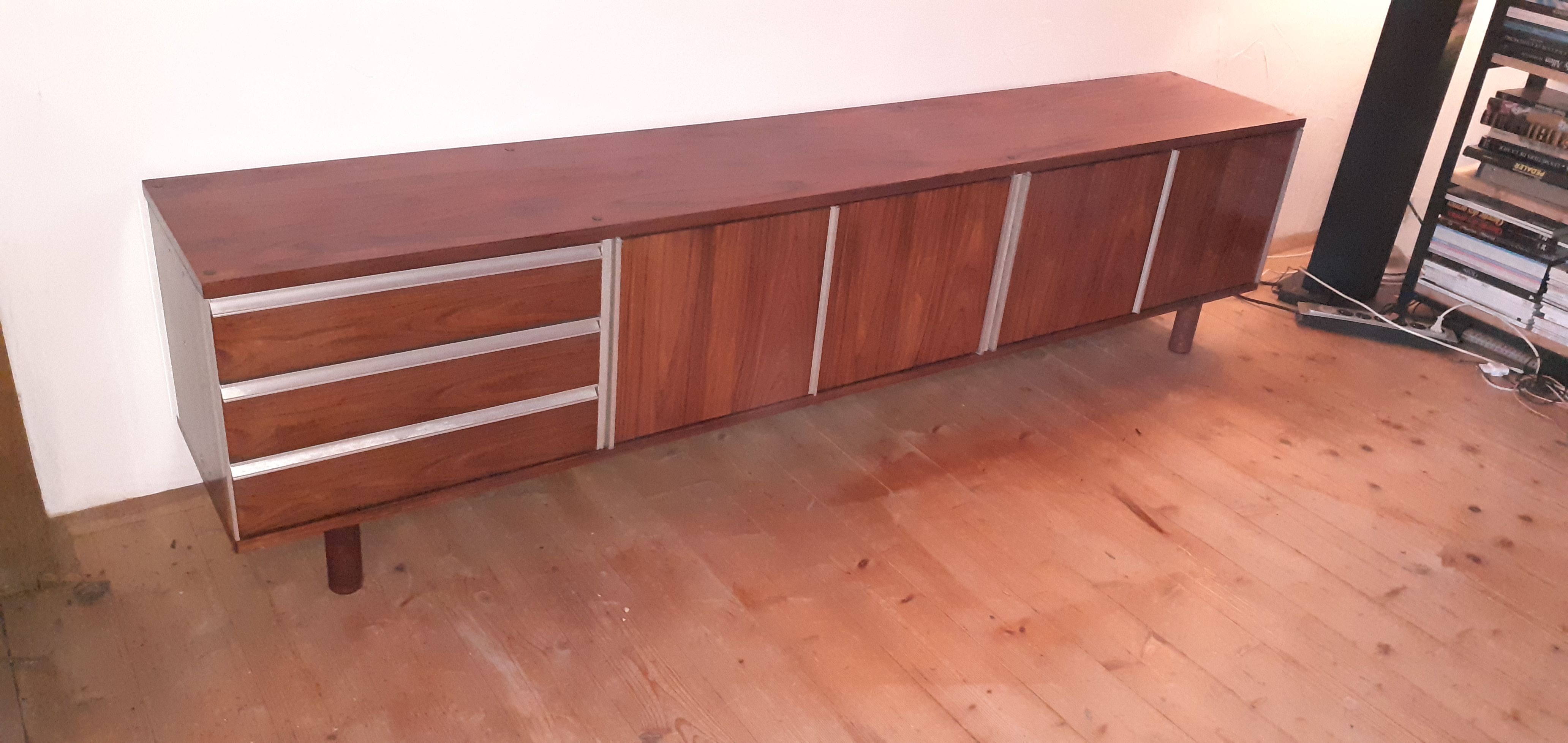 Sideboard 4 doors 3 drawers in Rosewood year 70