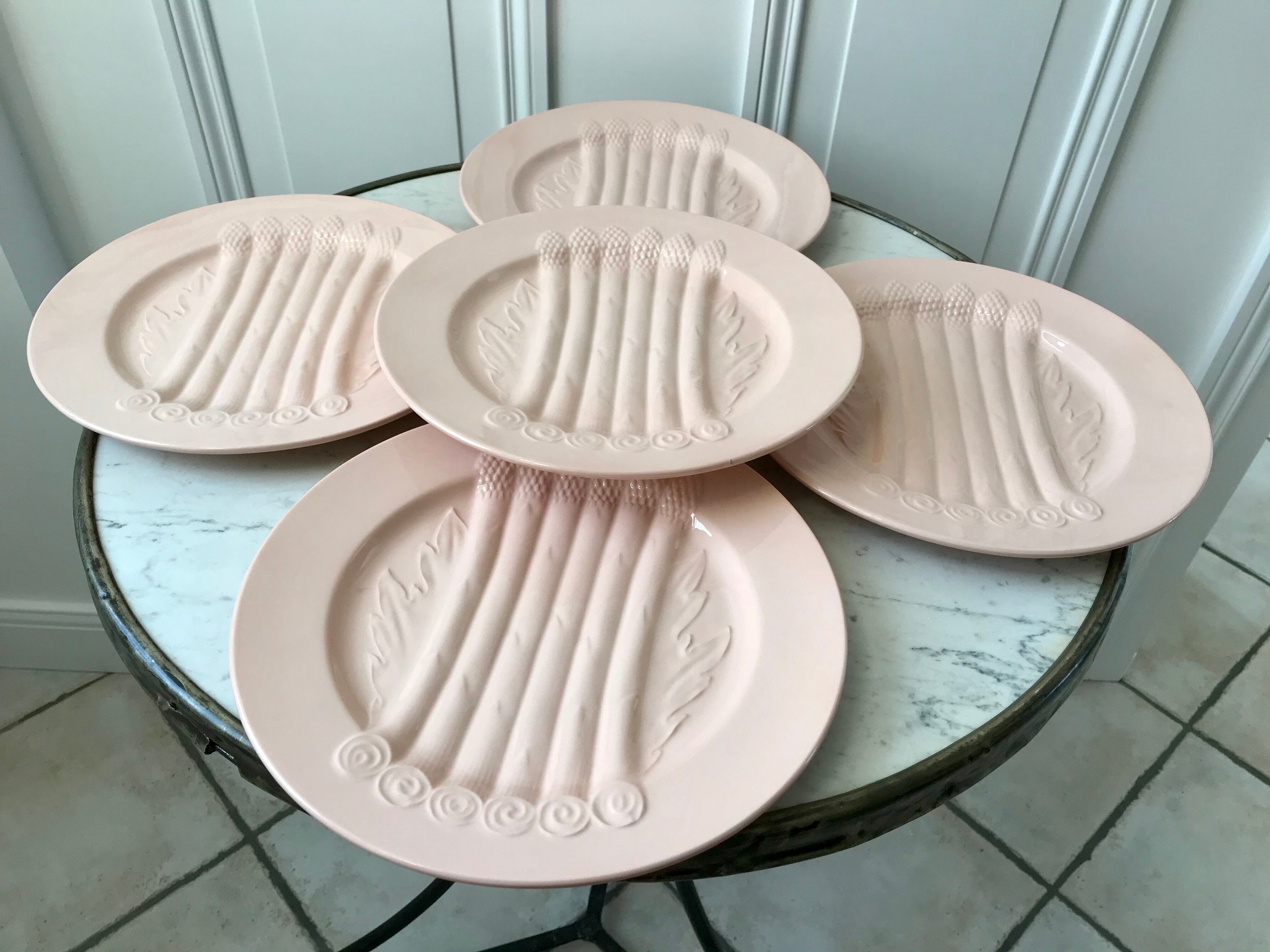 Set of 5 villeroy & boch pink asparagus plates in 50-60s
