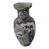Chinese enamel vase