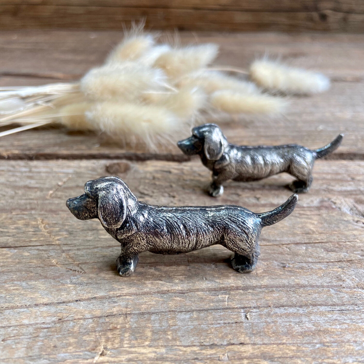 6 vintage dog knife holders