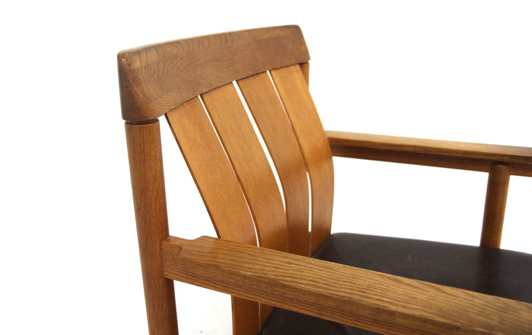 Set of 2 leather and oak armchair tables, Ferdinand Lundqvist, Sweden, 1960