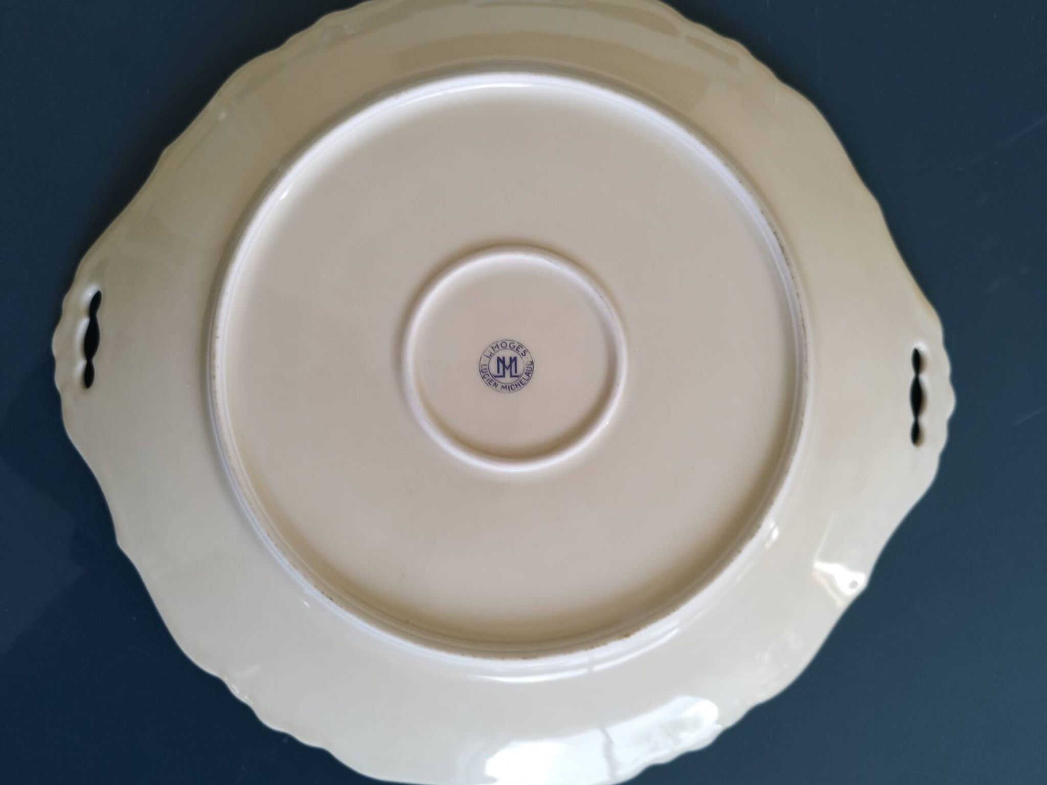 Plat porcelaine de Limoges Lucien Michelaud