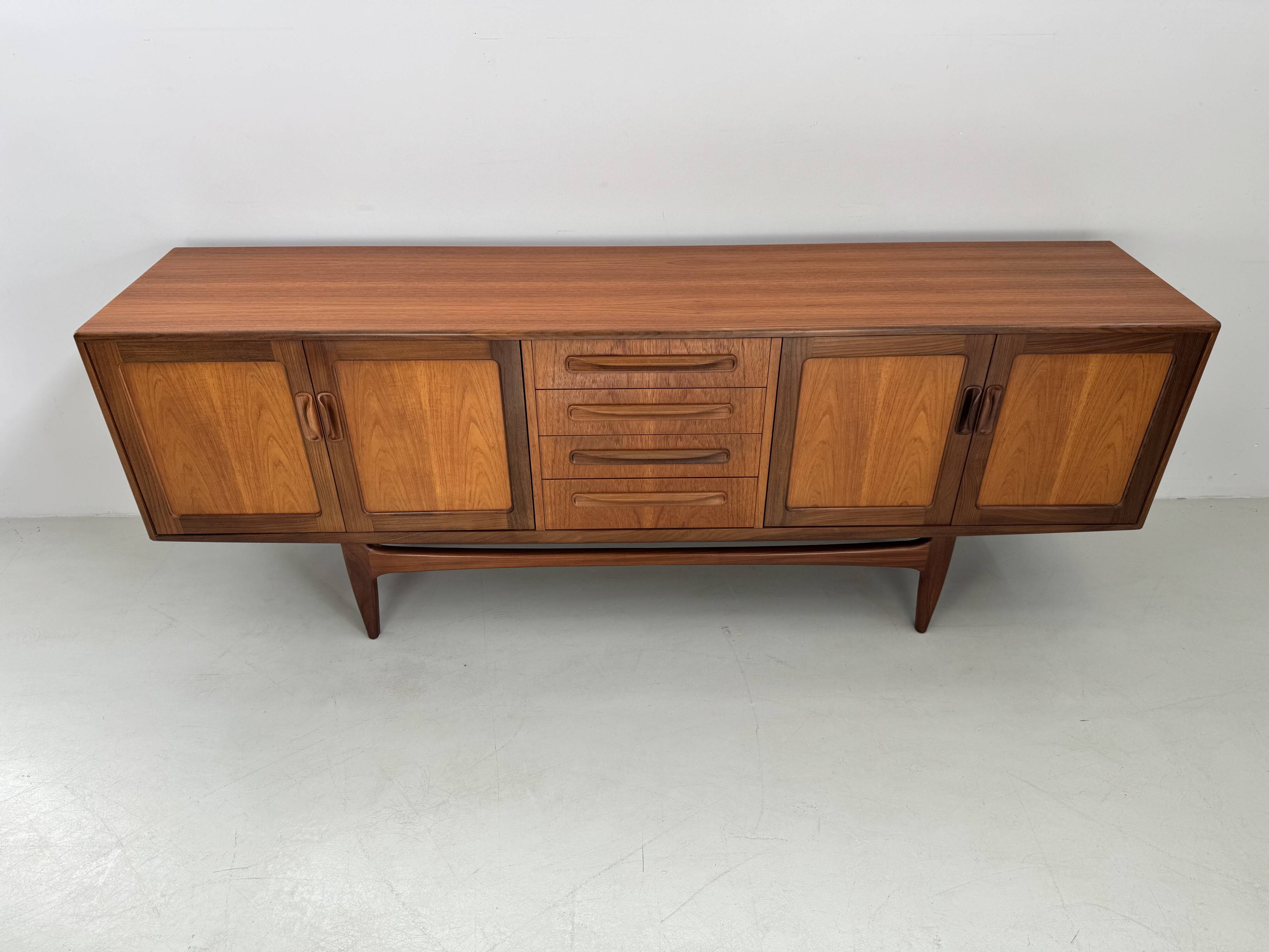 Vintage "Fresco" sideboard by G-Plan design V.Wilkins from the 1960s.