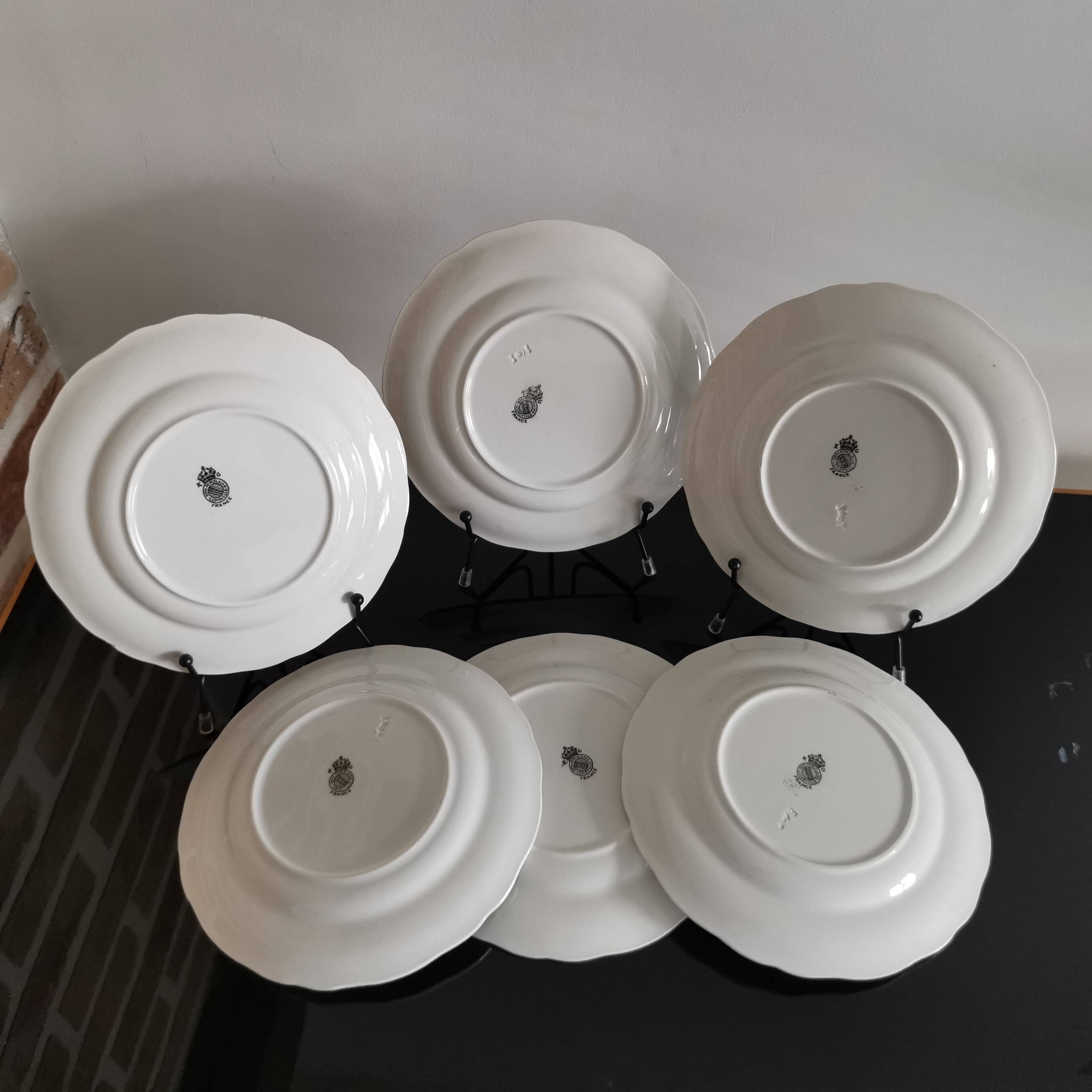 Dessert plates in half Luneville porcelain, black decor
