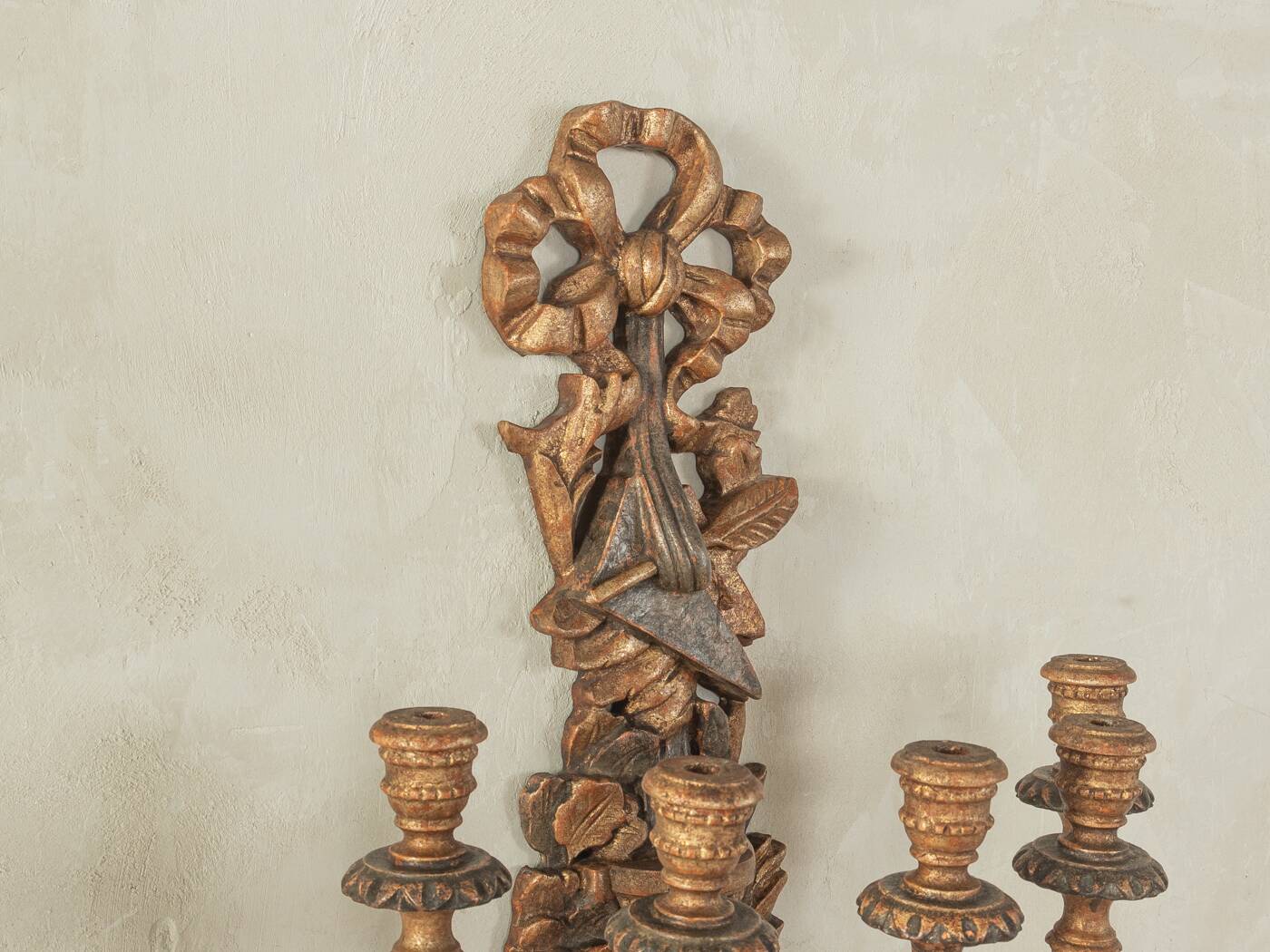 Baroque wall candle holder