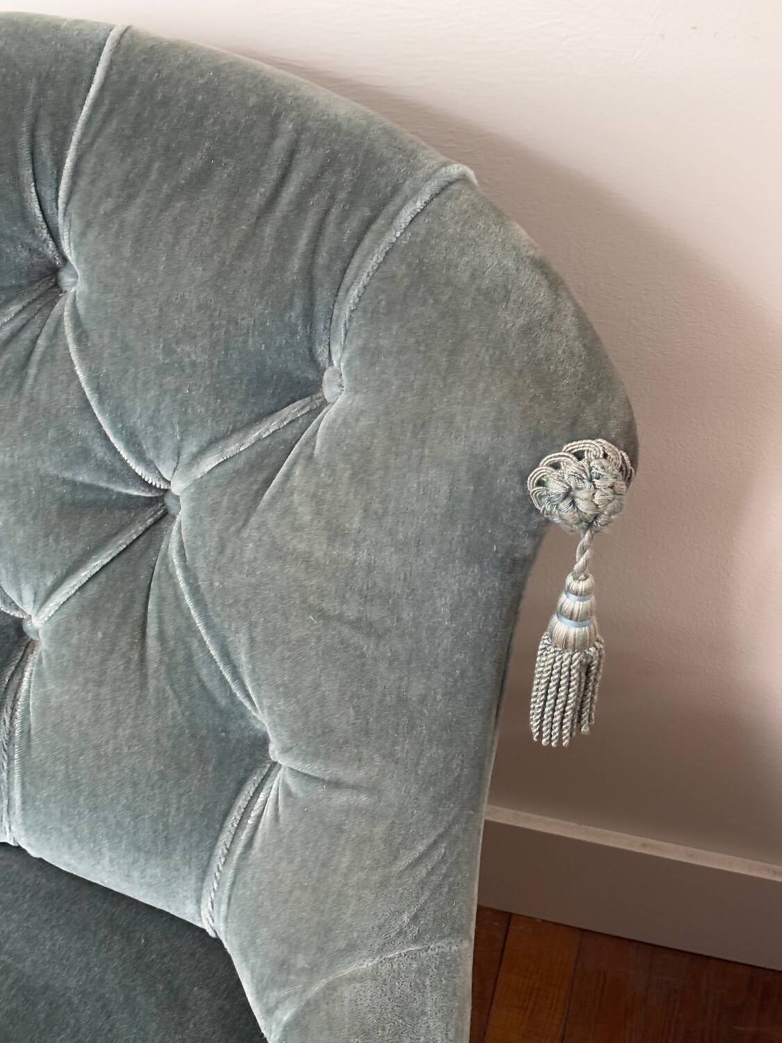 Toad chair