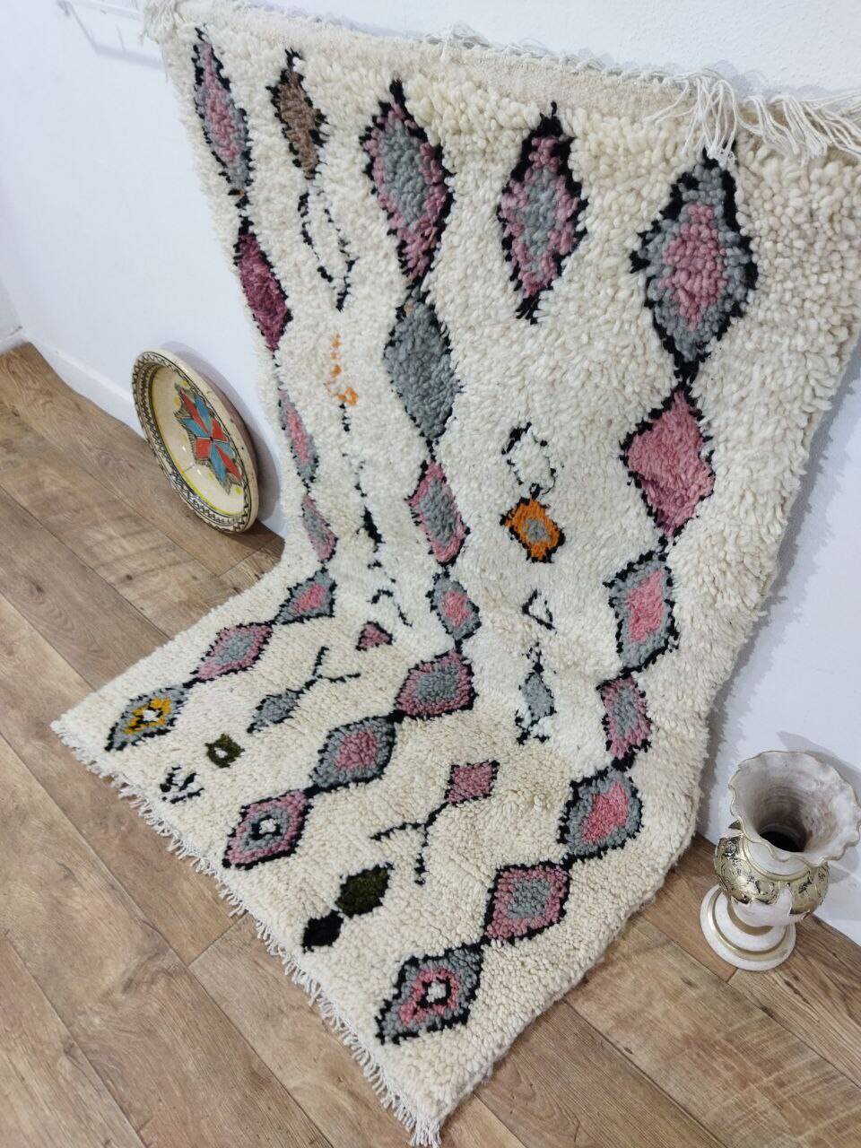 Handmade Moroccan Berber rug 152 X 93 CM