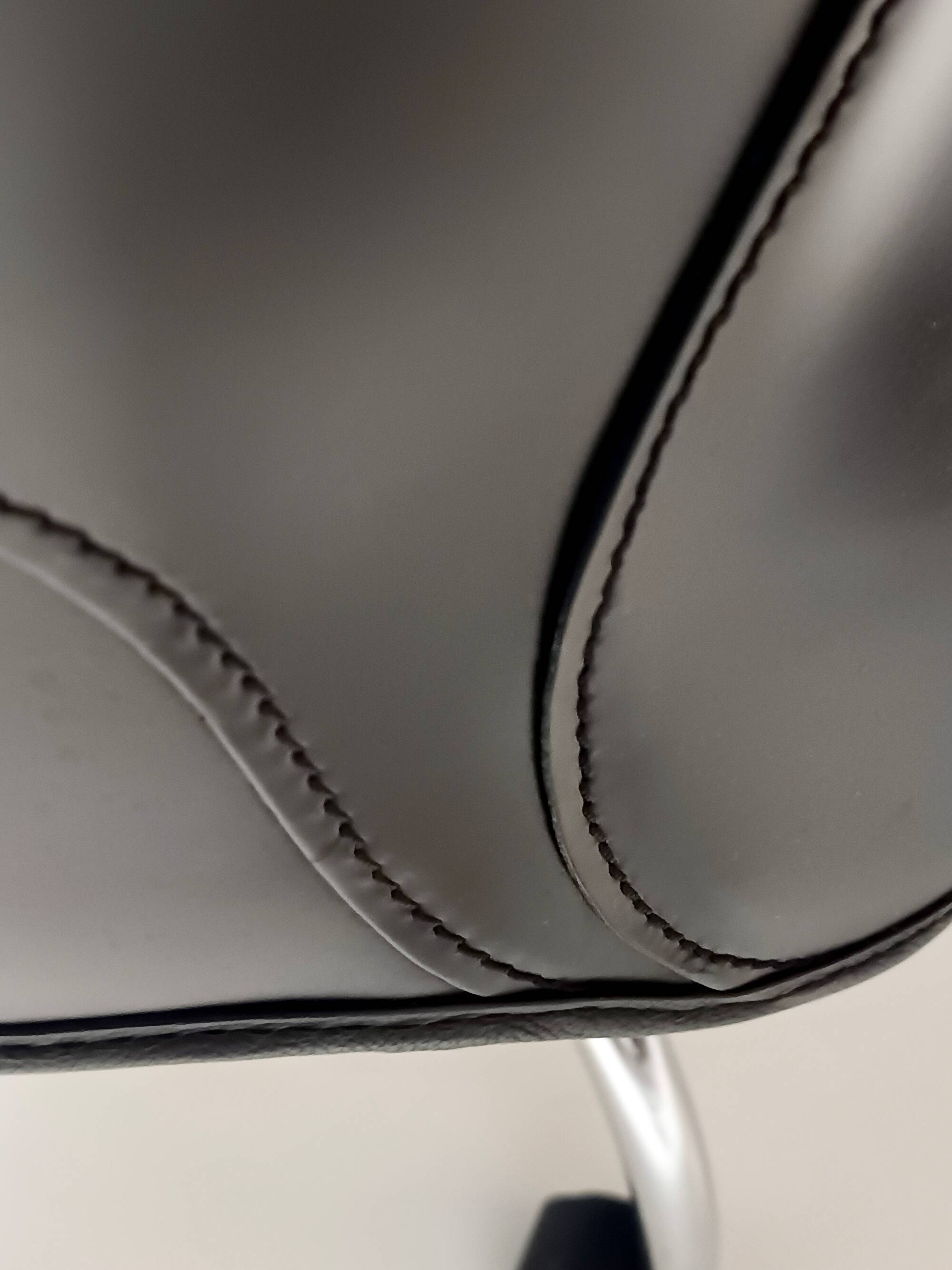 Black Leather Incisa Office Chair by Vico Magistretti for De Padova, 1992