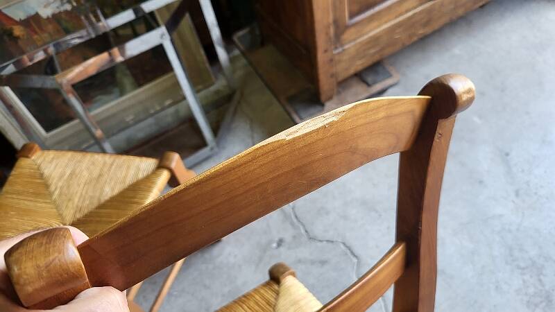 SET OF 6 DINING ROOM OR KITCHEN CHAIRS IN RESTAURANT STYLE IN WALNUT