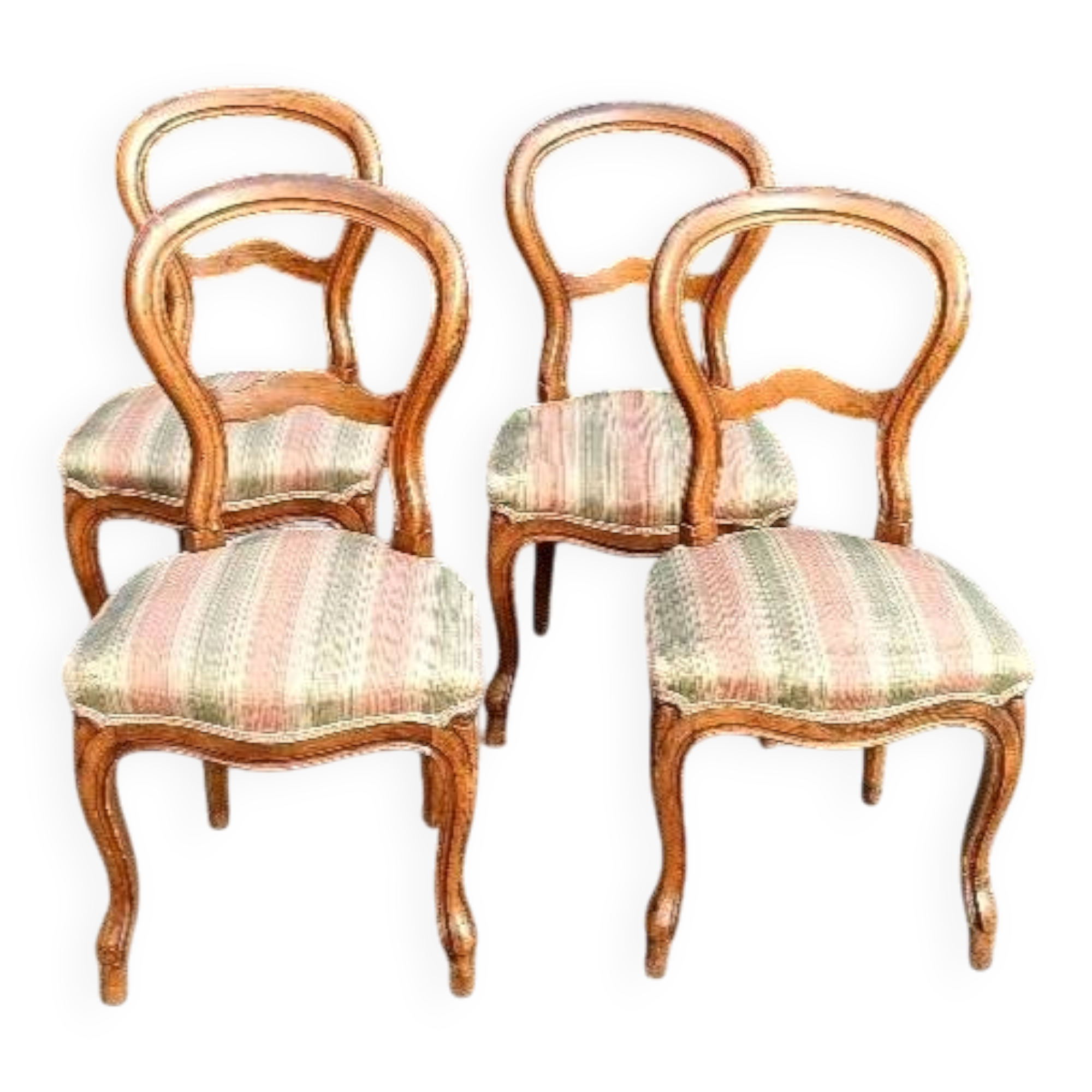 4 chaises anciennes en noyer milieu XIXe siècle