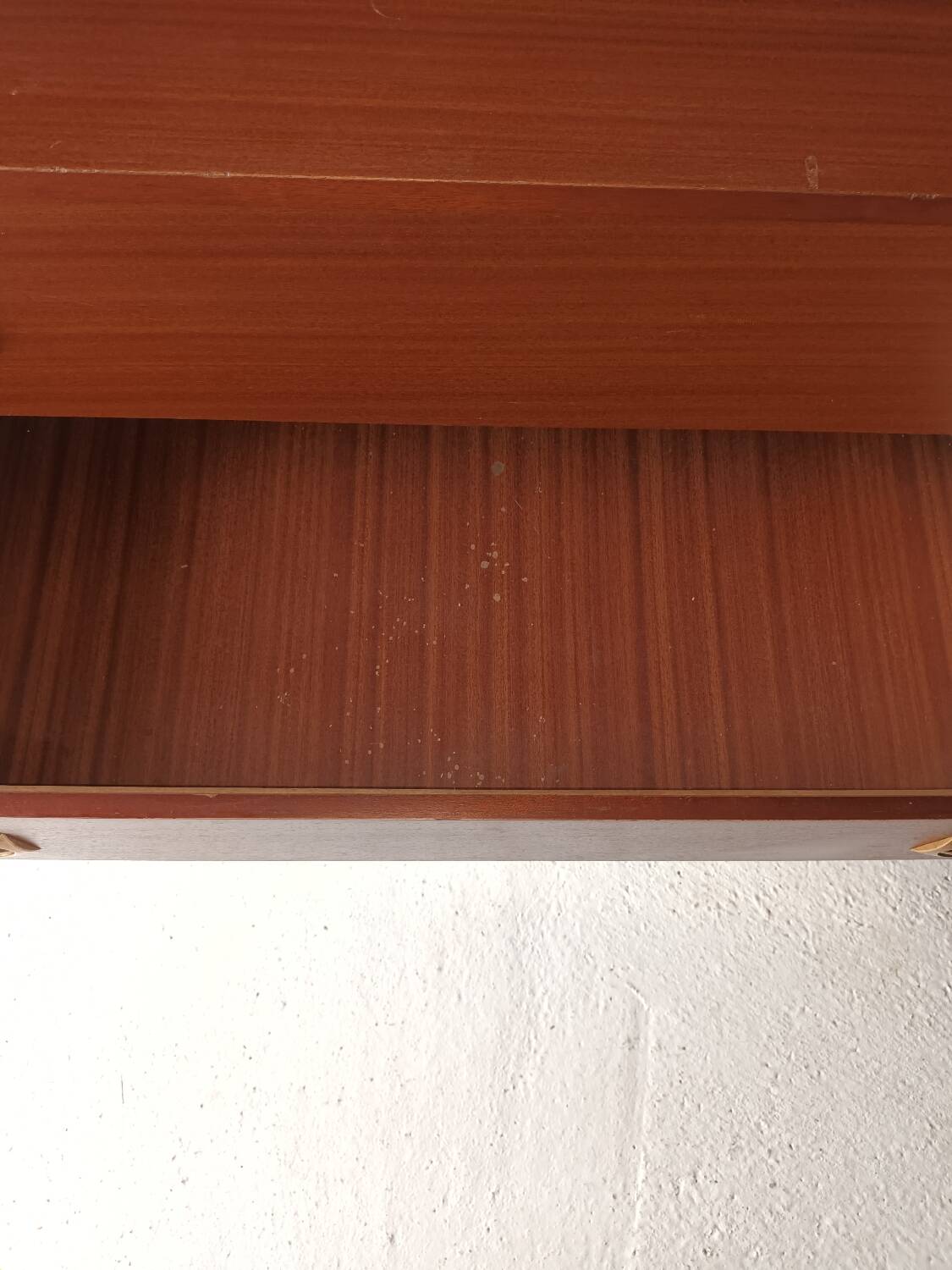 Vintage chest of drawers