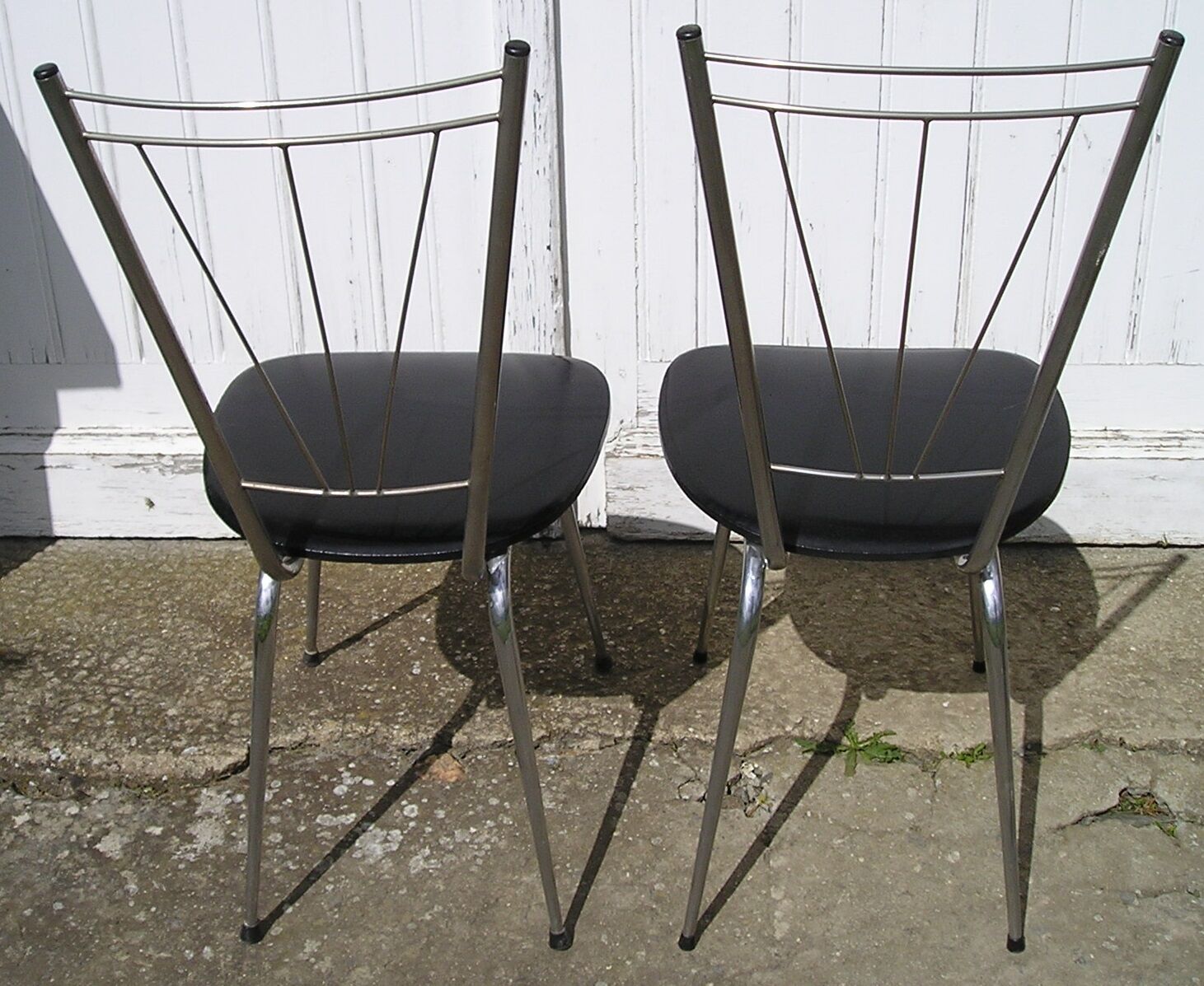 Lot of 2 vintage 70's chairs