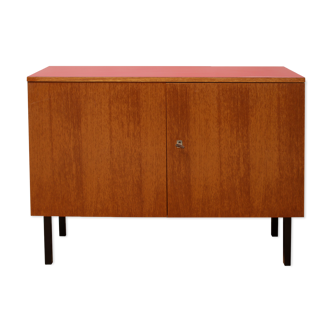 Buffet des années 1960 en teck et formica rouge