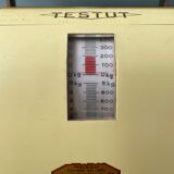 Vintage Yellow Testut scale, 1950s